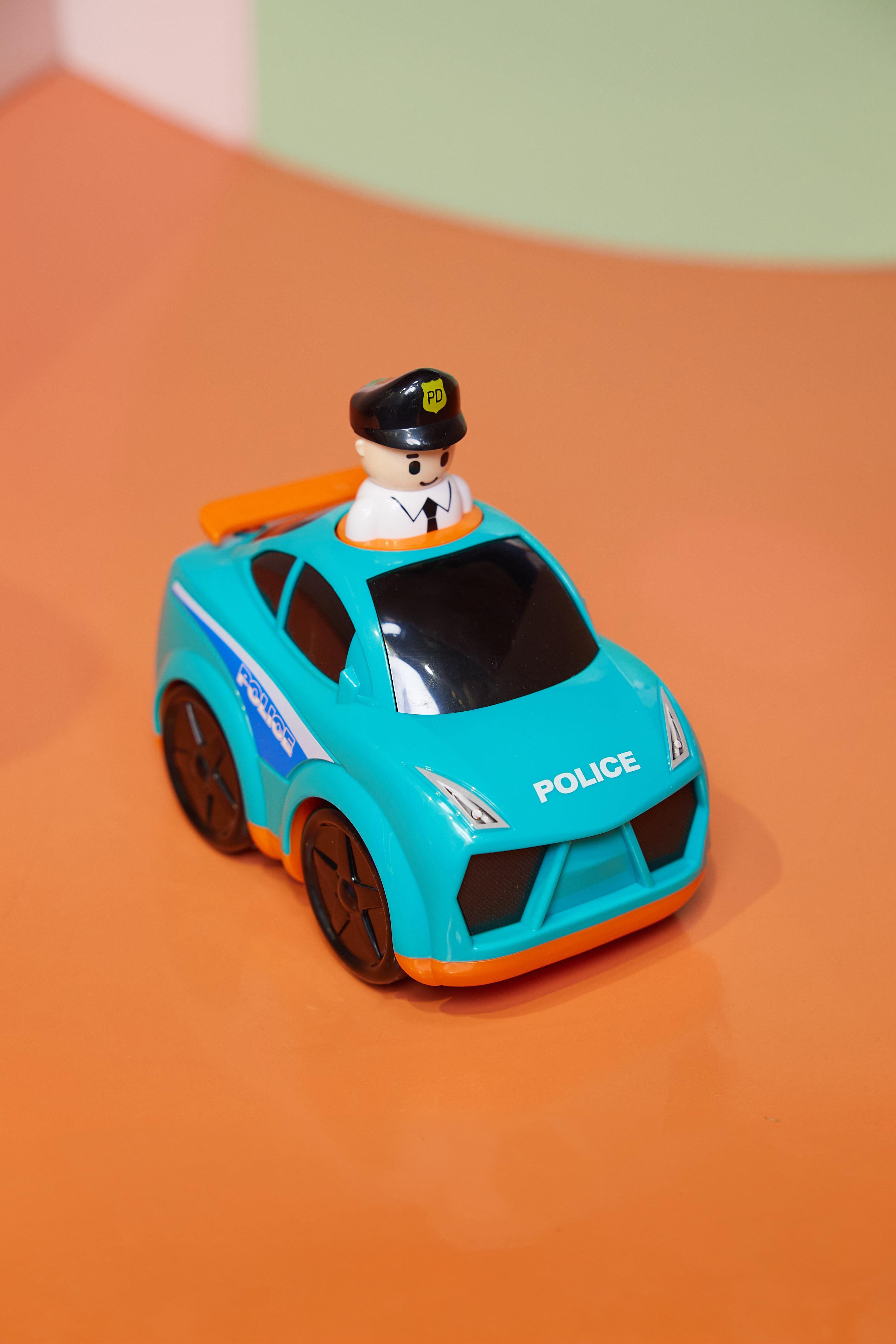 Eğlenceli Bas Git Polis Arabam