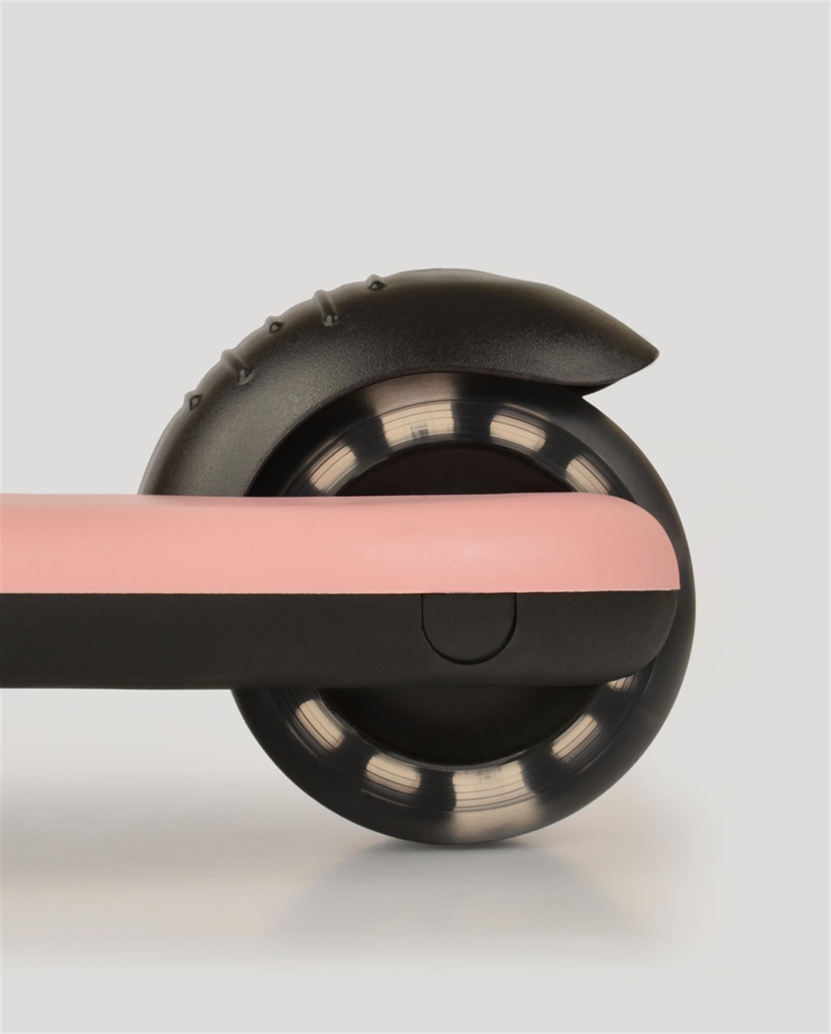 LC Let's Ride Işıklı ve 3 Tekerlekli Pembe Çocuk Scooter