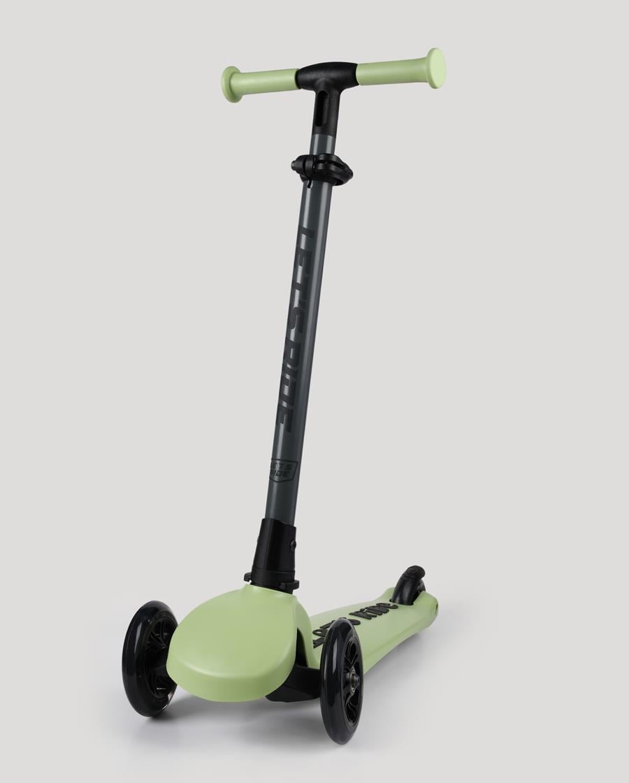 Let's Ride Two Işıklı Katlanabilir 3 Tekerlekli Scooter Yeşil
