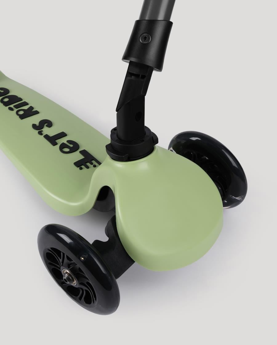 Let's Ride Two Işıklı Katlanabilir 3 Tekerlekli Scooter Yeşil