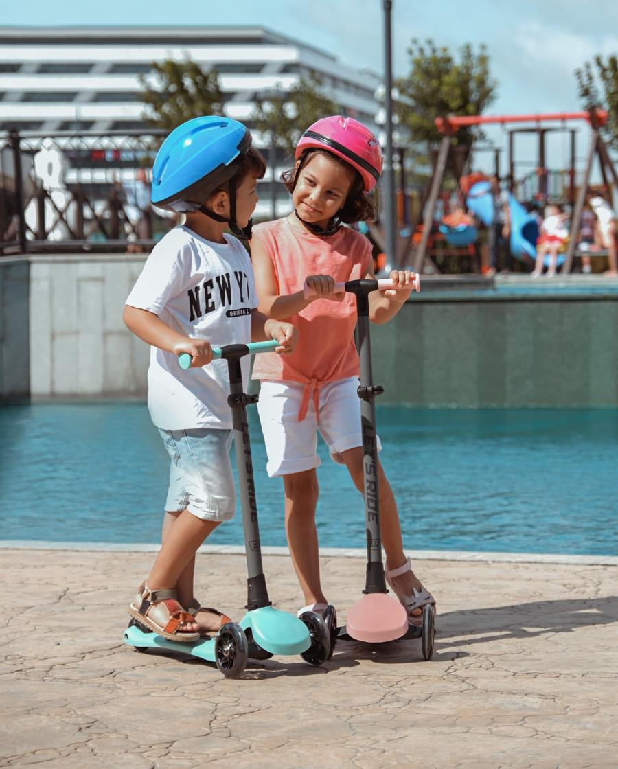 Let's Ride Two Işıklı Katlanabilir 3 Tekerlekli Scooter Bej