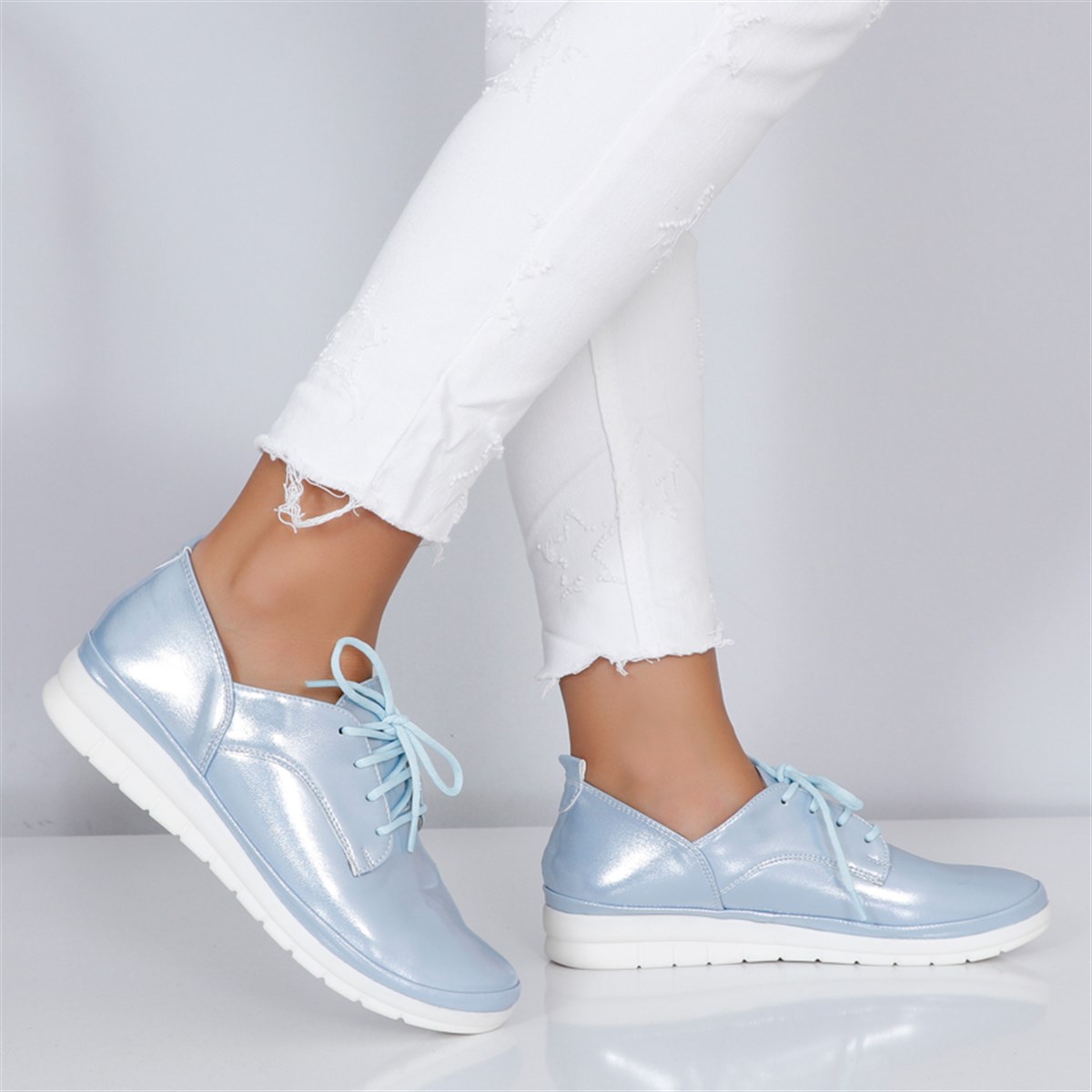 Düz Taban Kadın Spor Ayakkabı 102