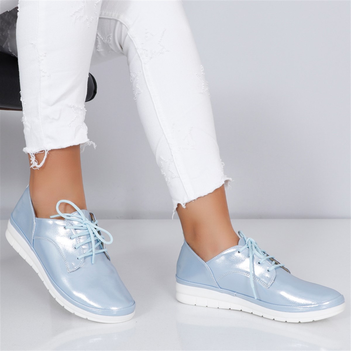 Düz Taban Kadın Spor Ayakkabı 102