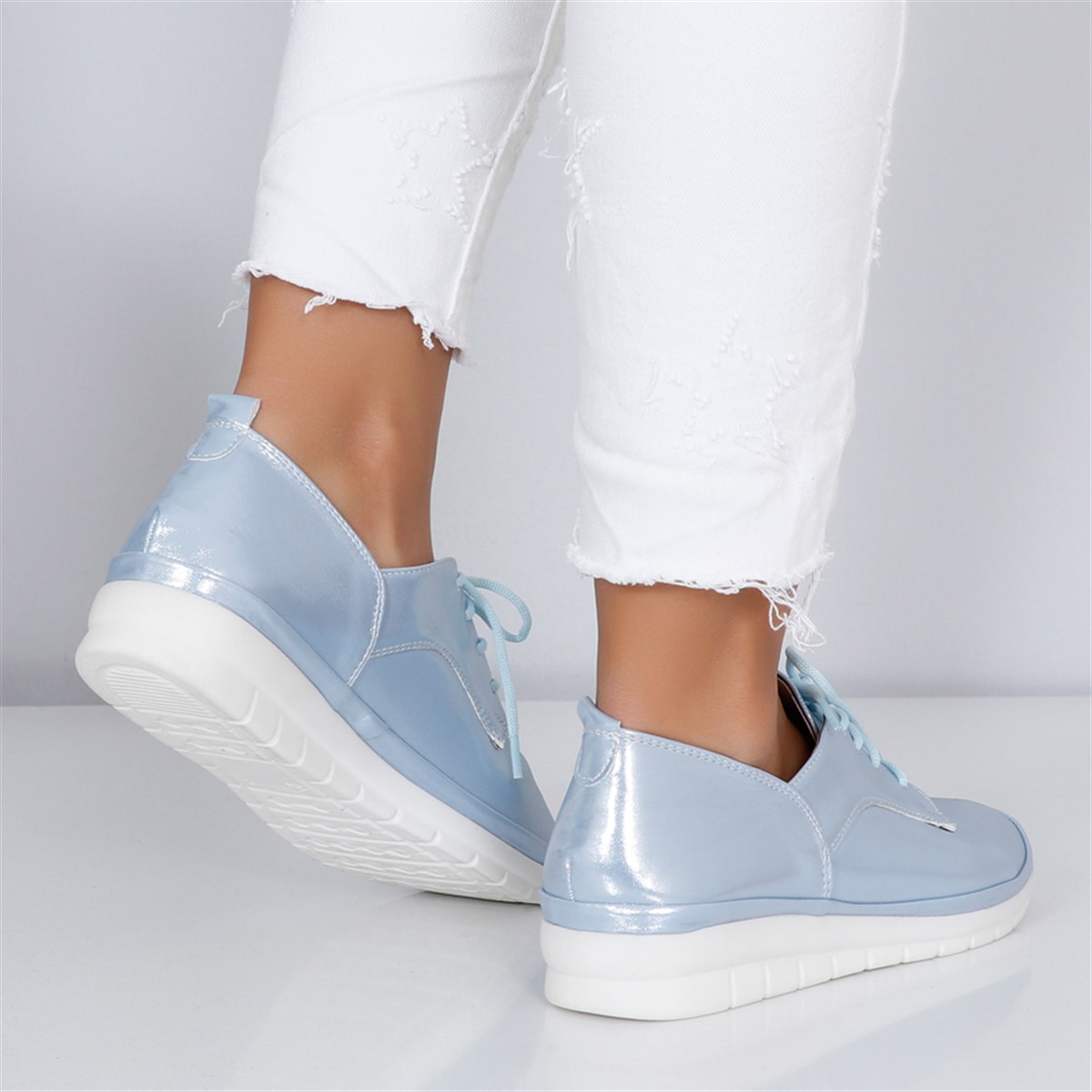 Düz Taban Kadın Spor Ayakkabı 102