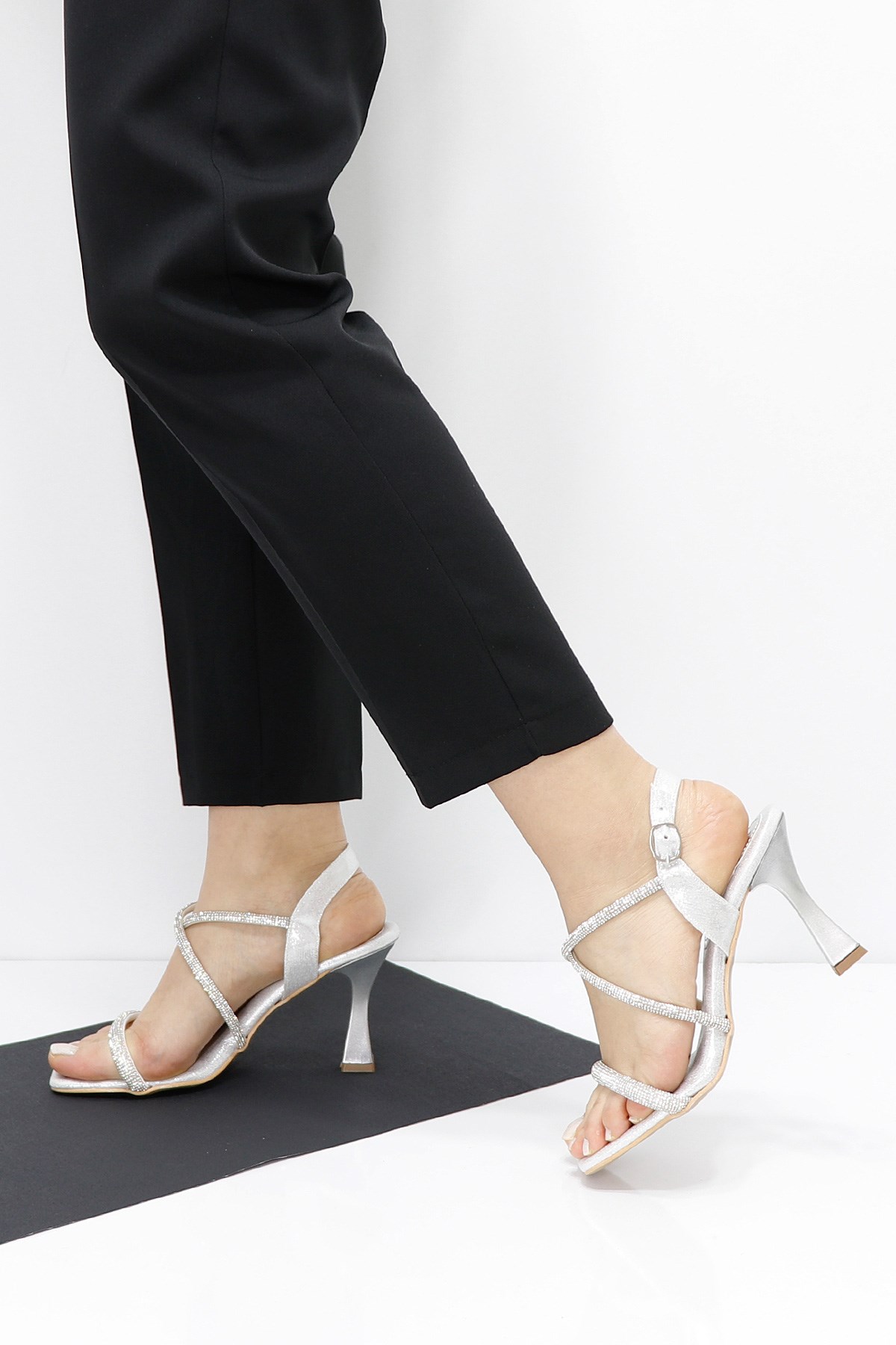 gümüş sultan Taşlı Topuklu Kadın Abiye Ayakkabı Çapraz 371