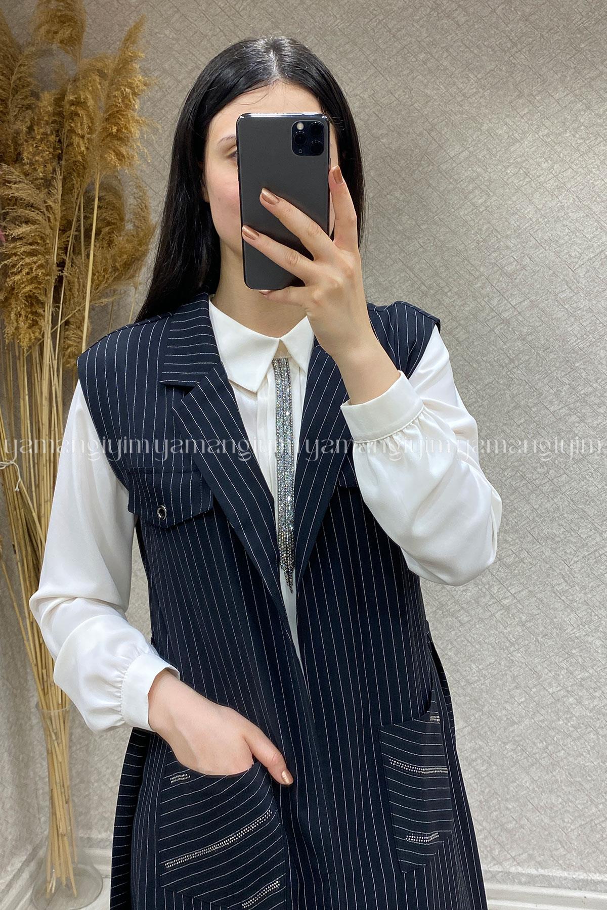 2081 ALYAKA YELEK - Siyah