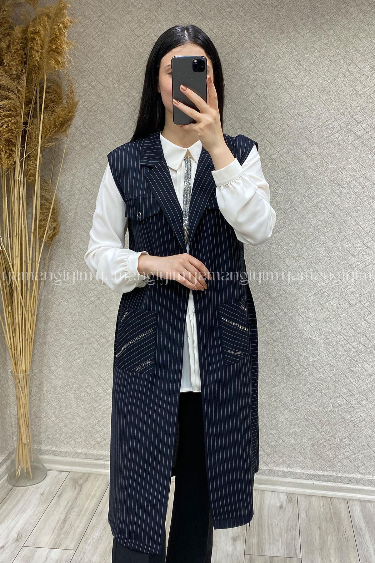 2081 ALYAKA YELEK - Siyah