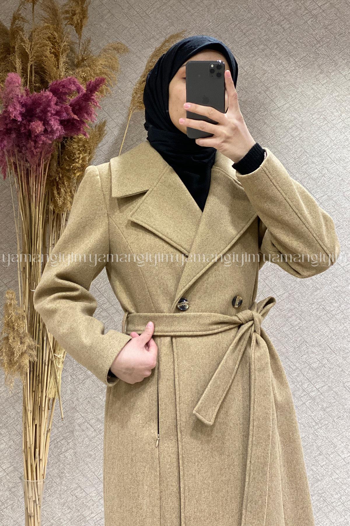 8165 ALYAKA KABAN - Camel