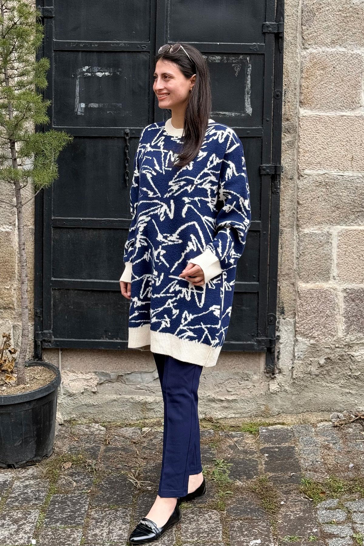 Angora Çizgi Baskı Desenli Tunik - LACİVERT