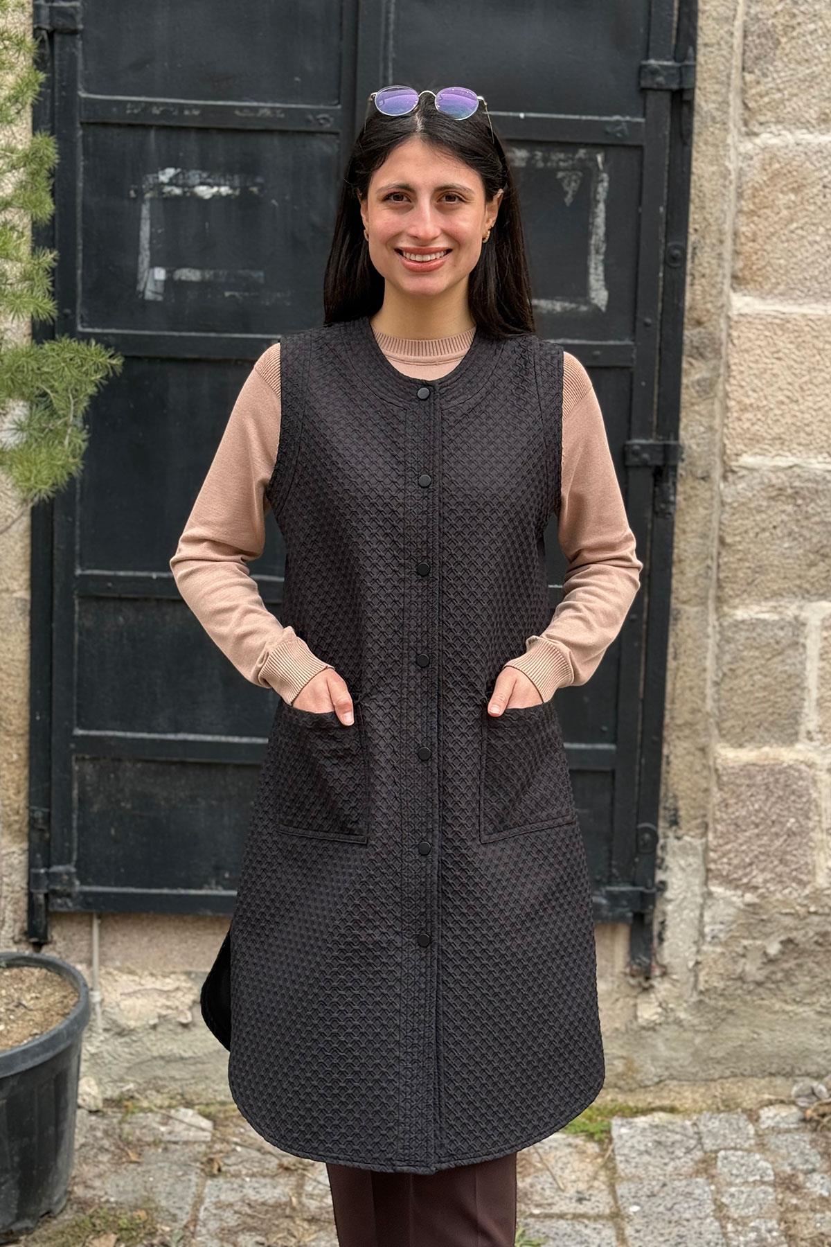 Çıtçıt Düğmeli Cepli Yelek - SİYAH