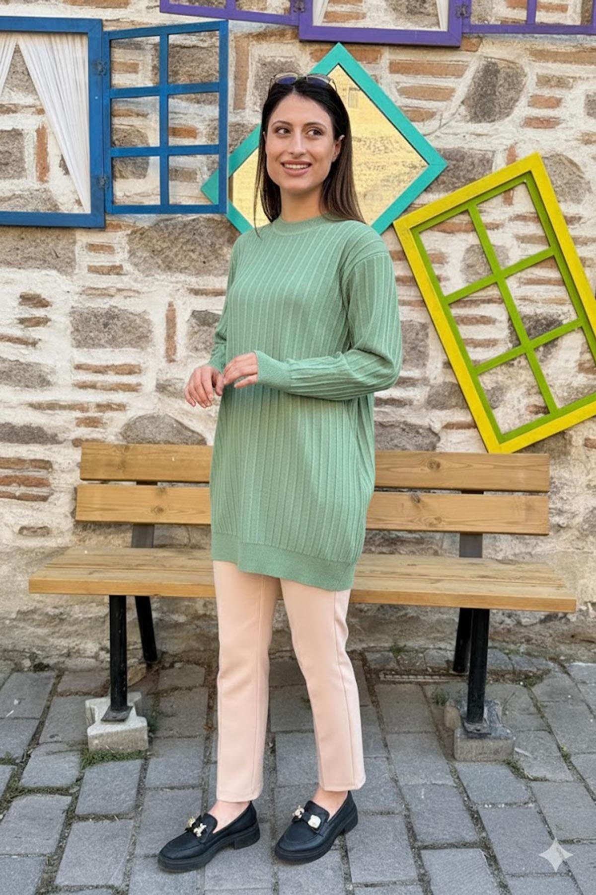 Dikey Dokulu Kadın Triko Tunik - Fıstık Yeşili