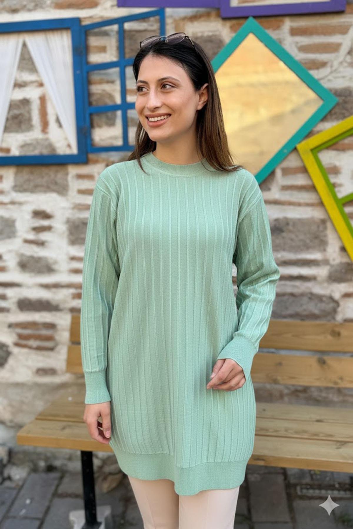 Dikey Dokulu Kadın Triko Tunik - Fıstık Yeşili