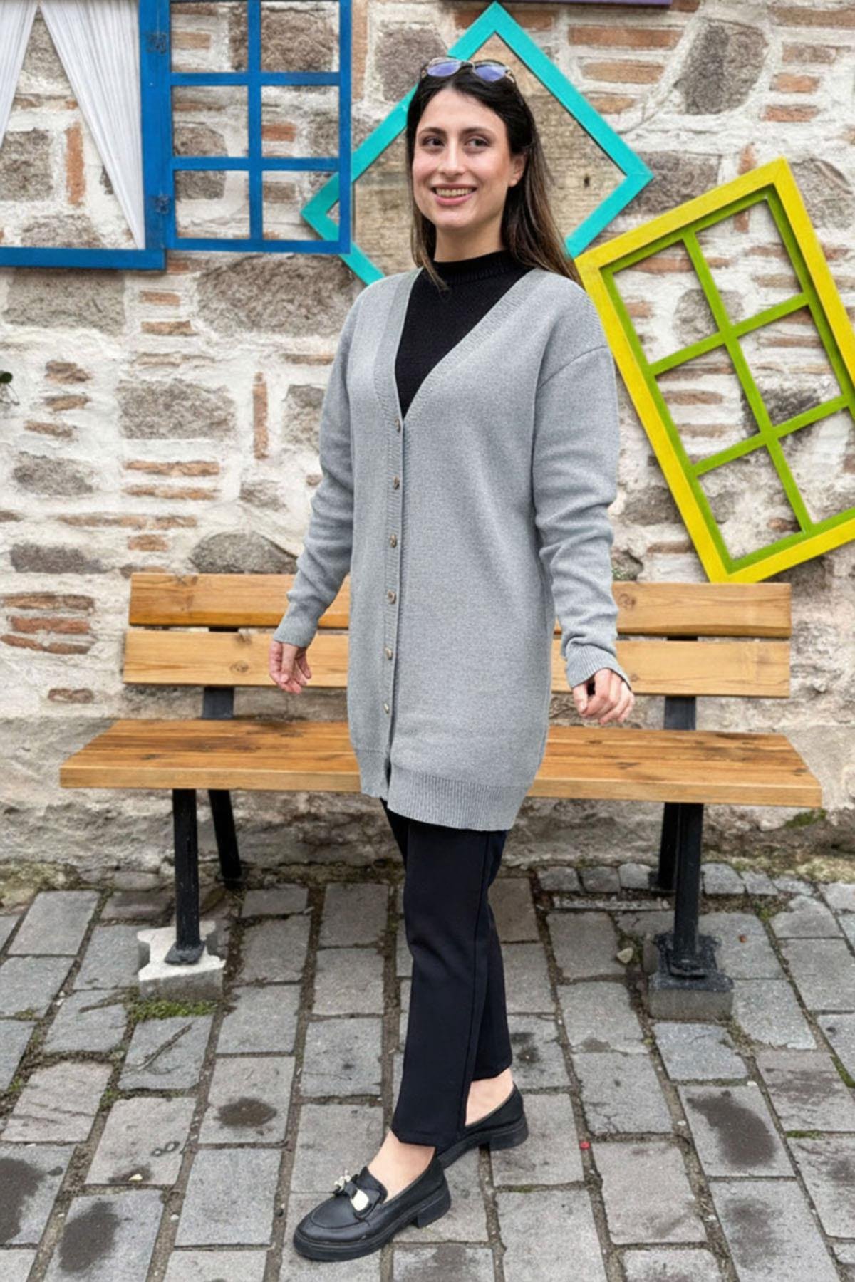 Düğmeli Triko Hırka - GRİ