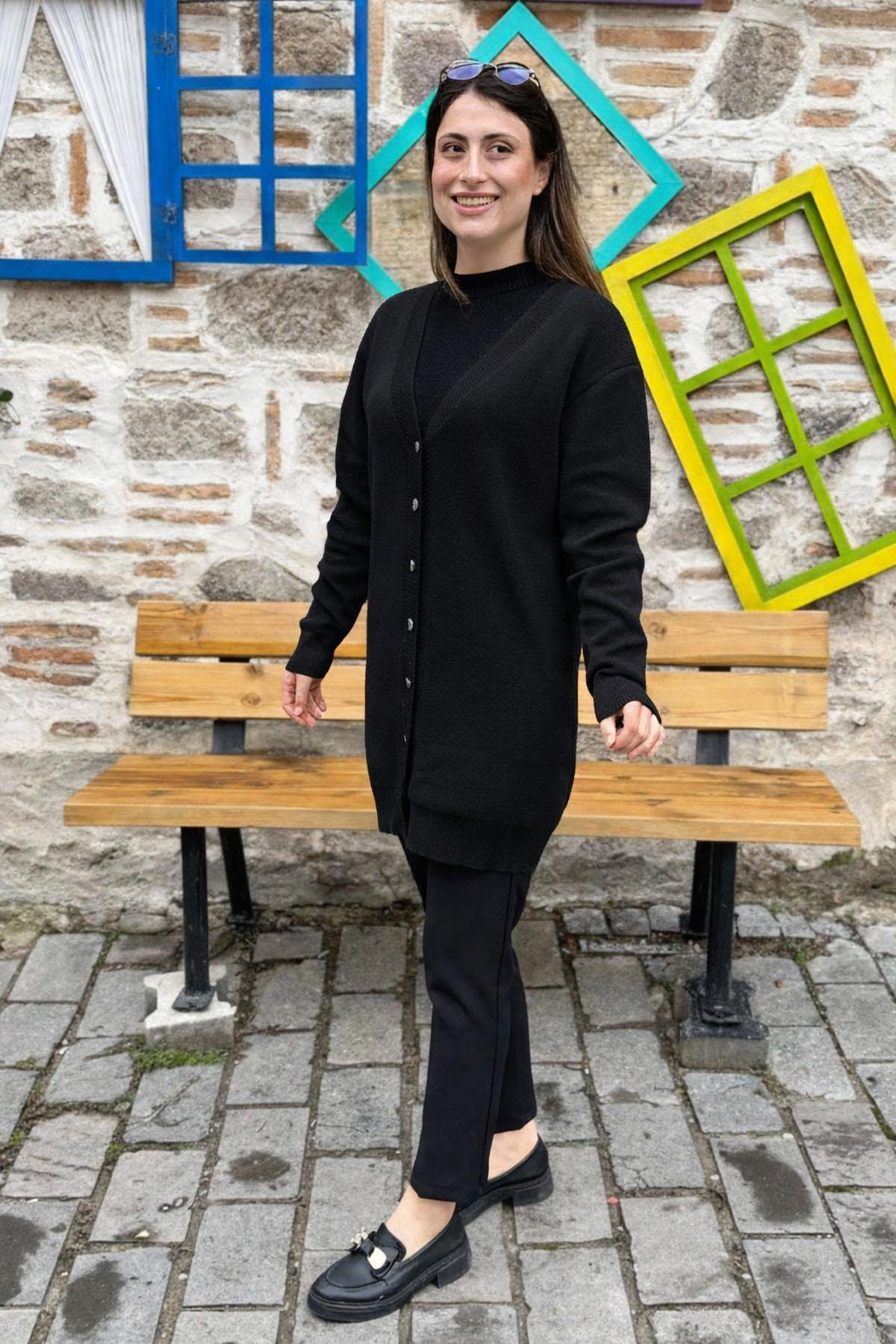 Düğmeli Triko Hırka - SİYAH