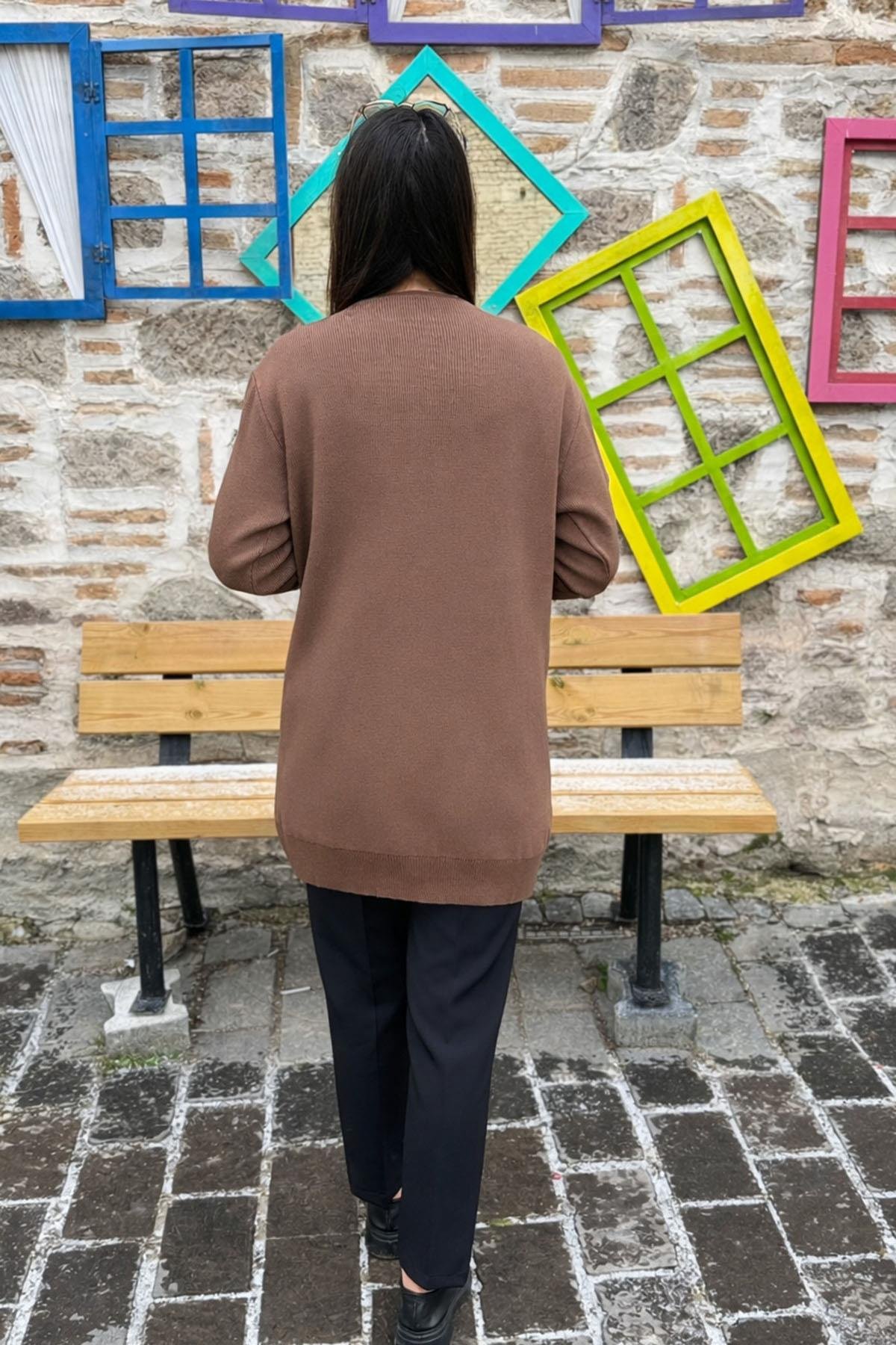 Düğmeli Triko Hırka - SÜTLÜ KAHVE