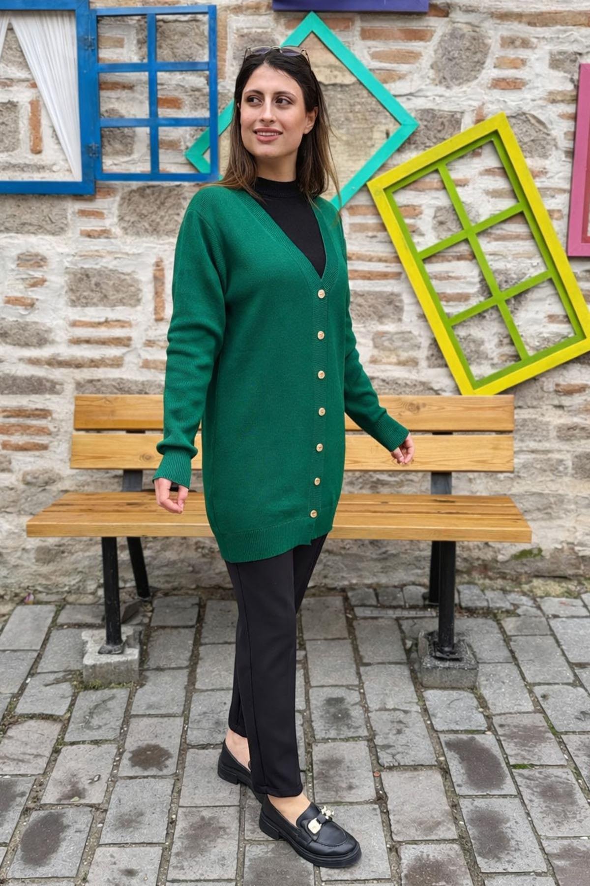 Düğmeli Triko Hırka - ZÜMRÜT