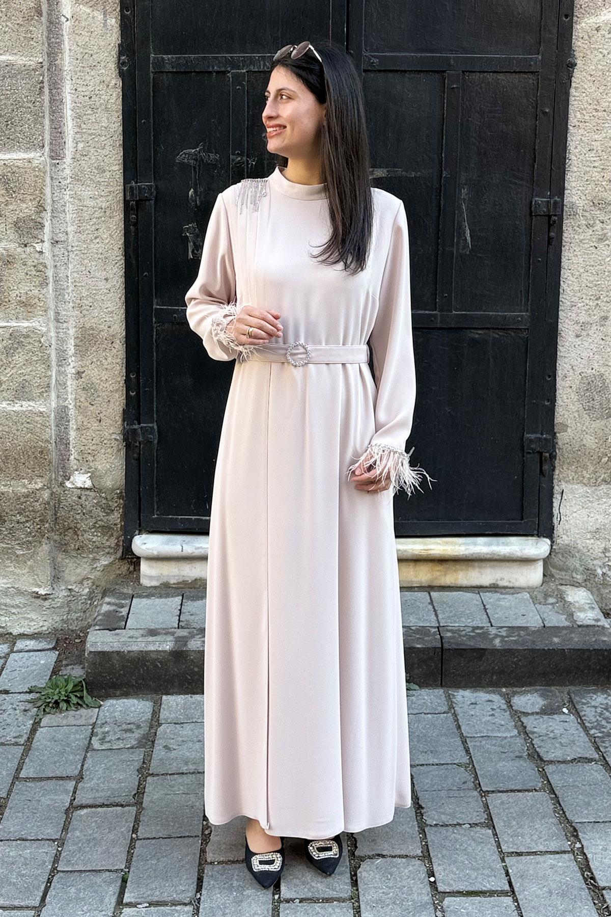 5034 Gaze Kol Tüylü Elbise - Taş