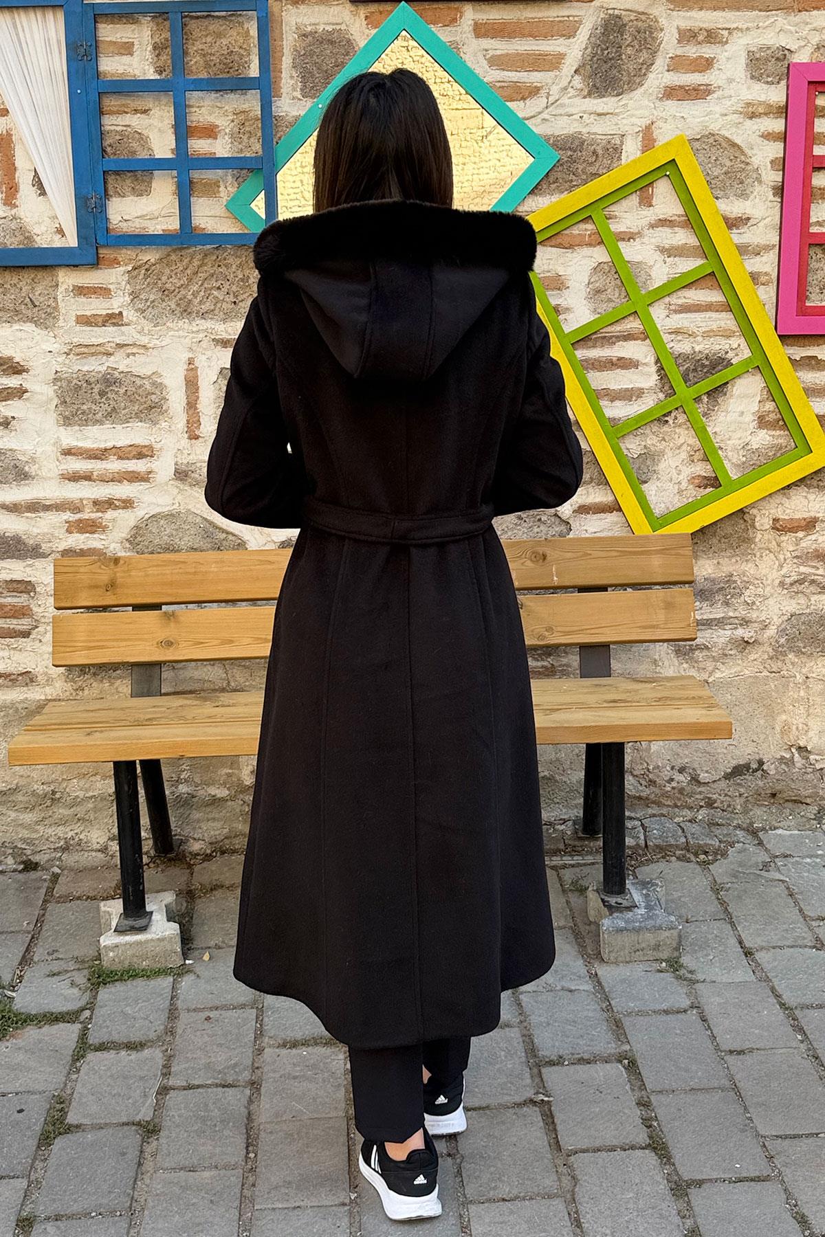 Kapüşonu Kürklü Bağlamalı Kasha Kaban - SİYAH