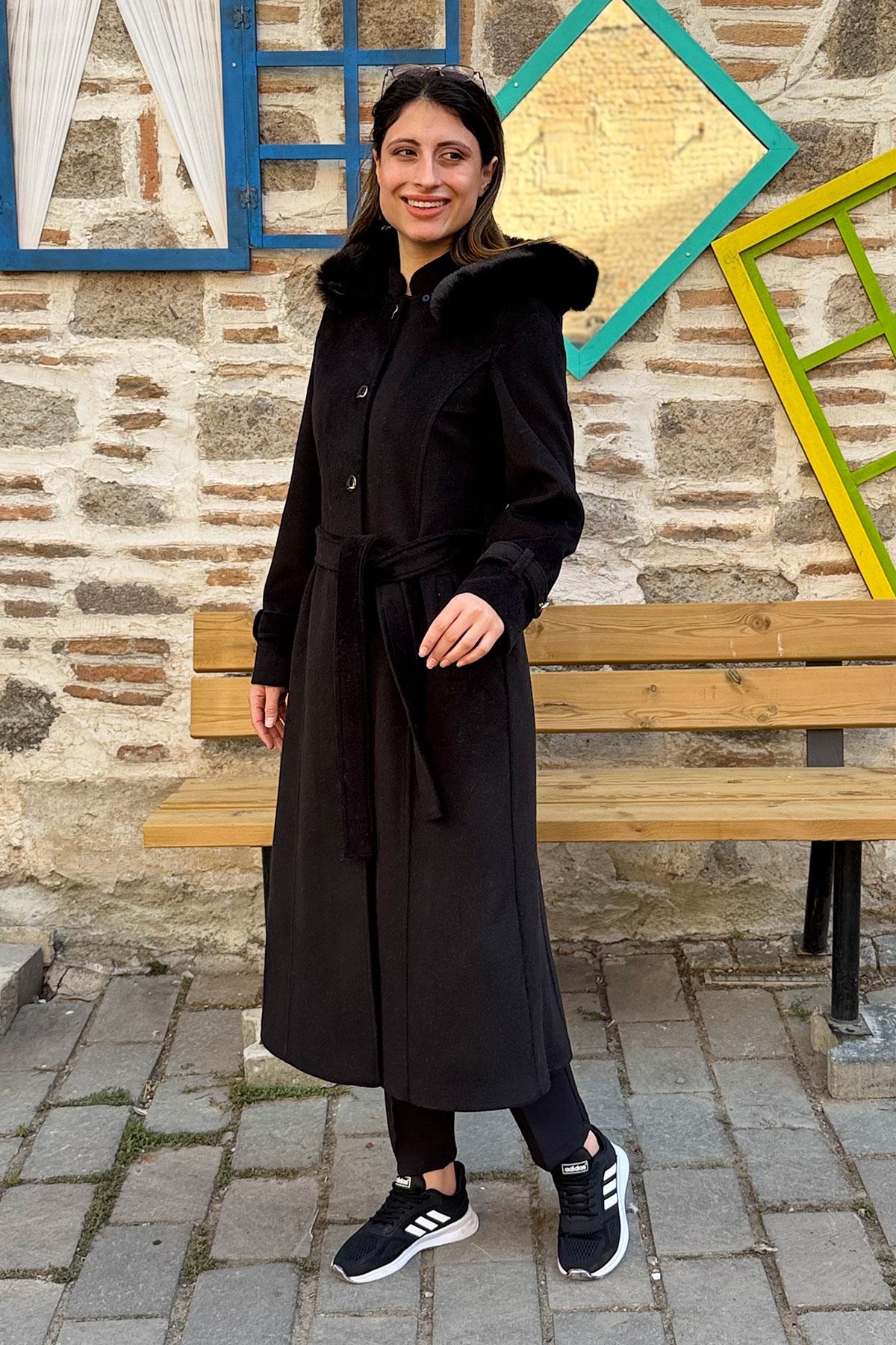 Kapüşonu Kürklü Bağlamalı Kasha Kaban - SİYAH