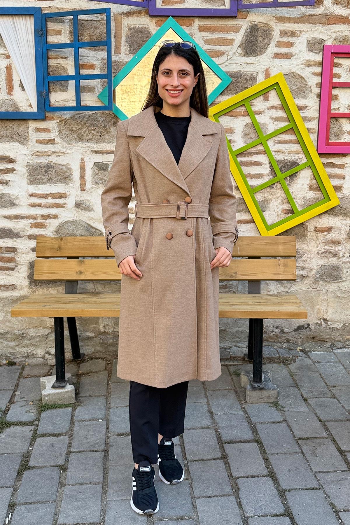 Kemerli ve Zincir Detaylı Kaşe Kaban - KAHVE