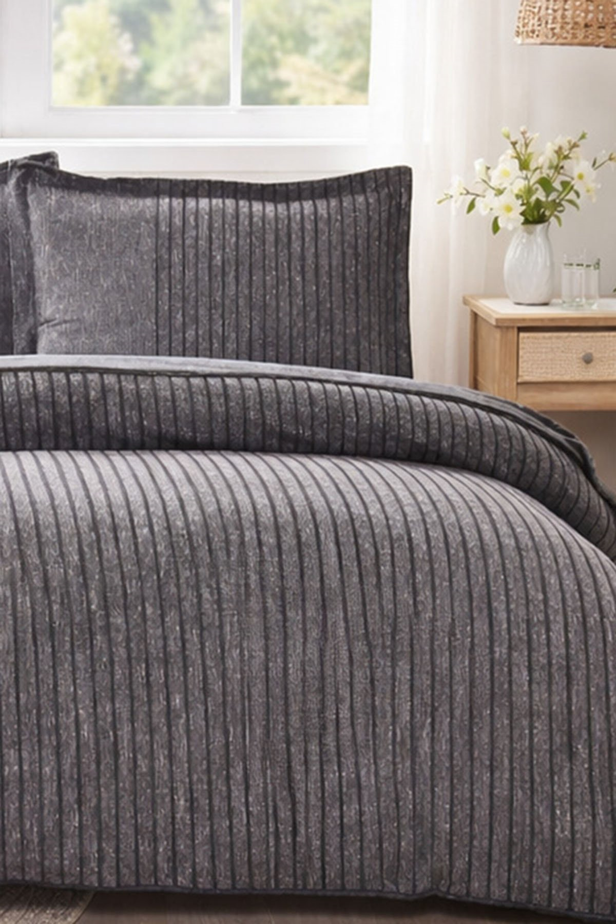 Özdilek Noir Battal Boy King Nevresim Takımı - ANTRASİT