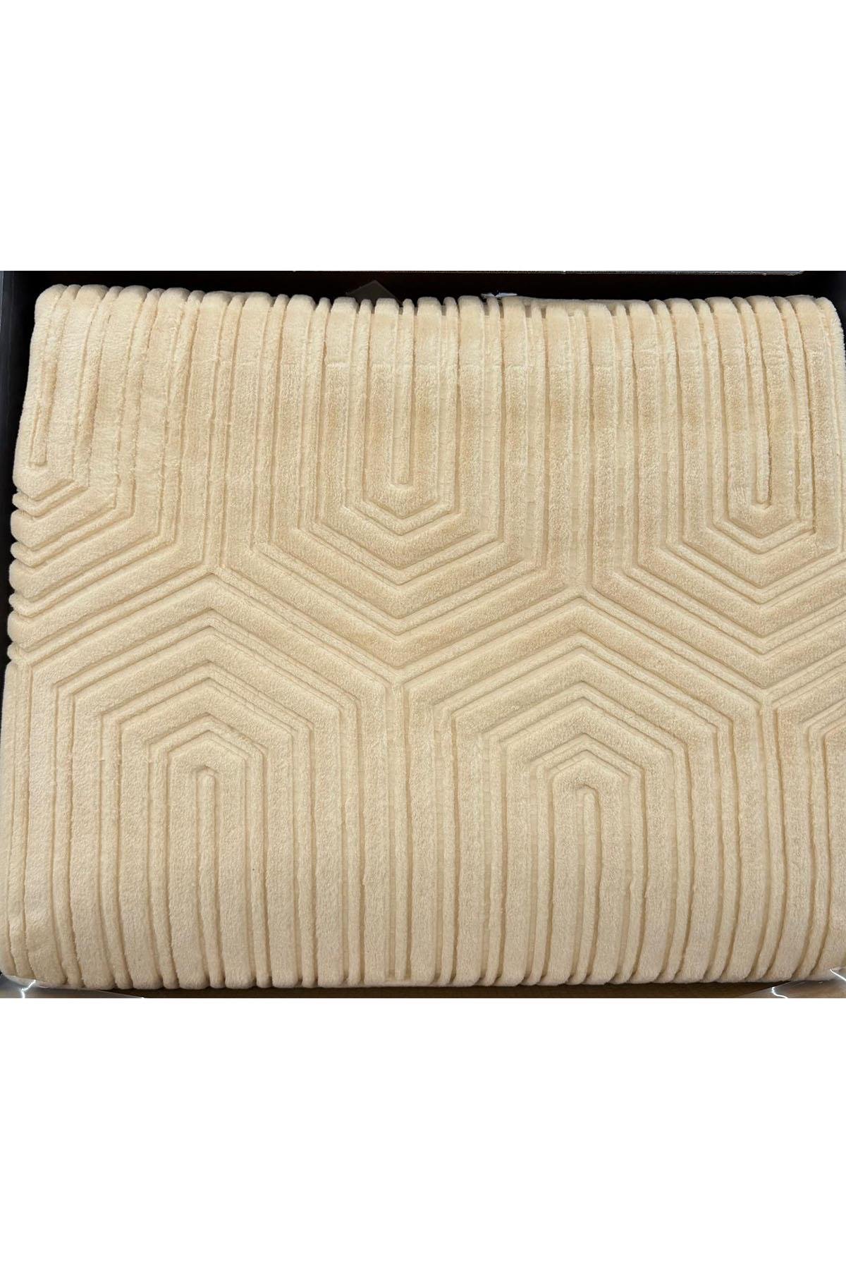 Özdilek Prestige Çift Kişilik Kabartma Desenli Battaniye - BEJ