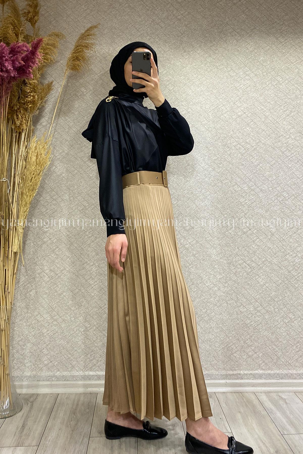 PLİSELİ SATEN ETEK - Camel