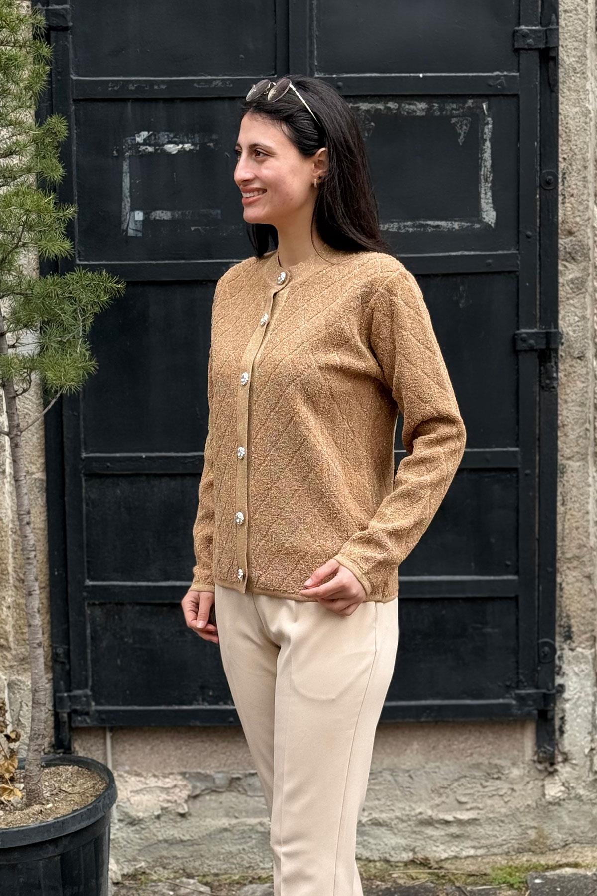 Taşlı Düğmeli Simli Kadın Hırka - CAMEL