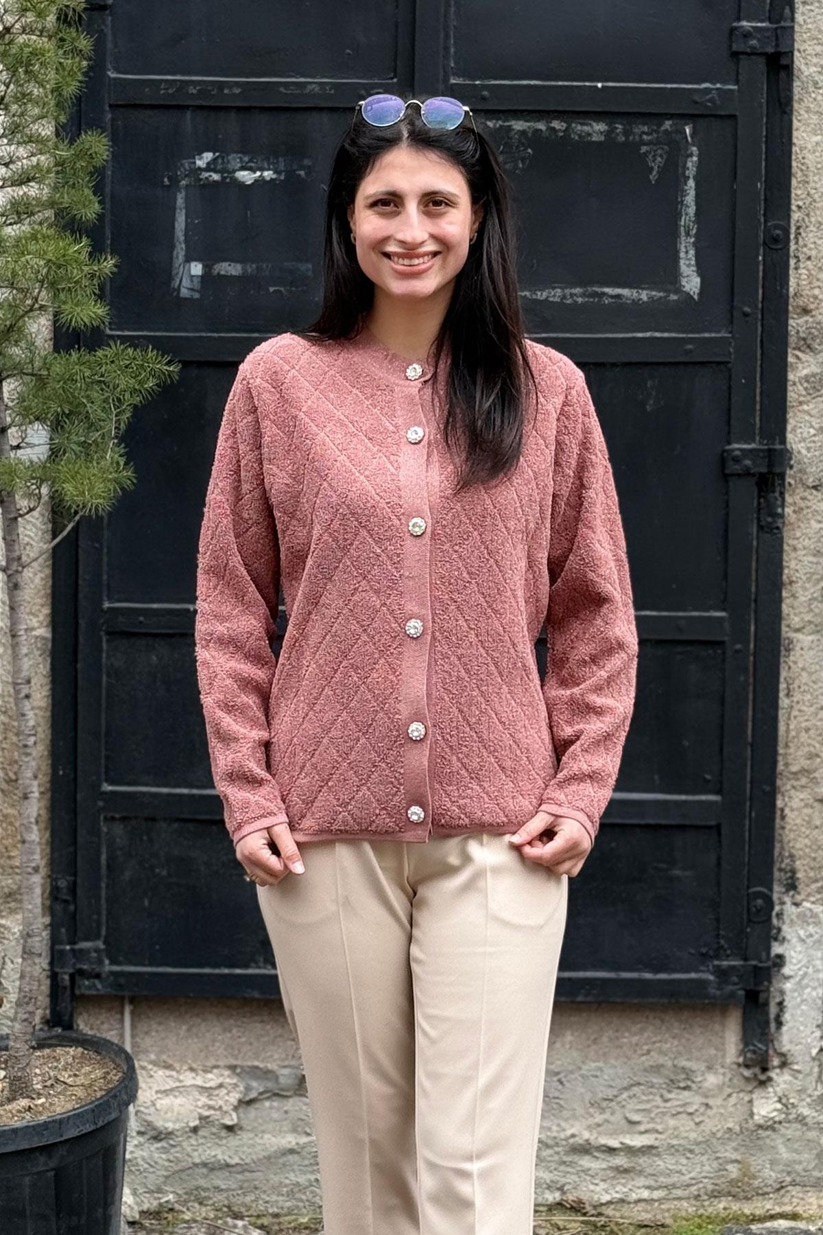 Taşlı Düğmeli Simli Kadın Hırka - PUDRA