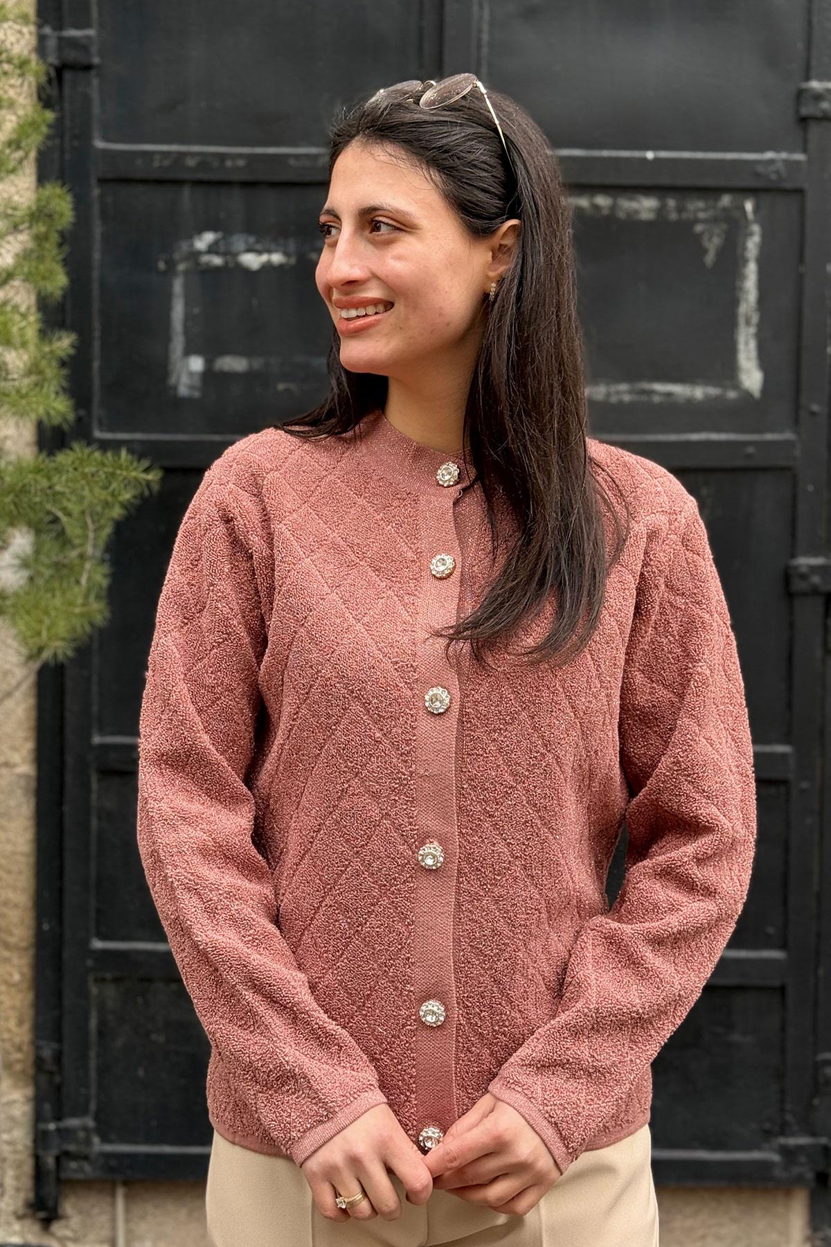 Taşlı Düğmeli Simli Kadın Hırka - PUDRA