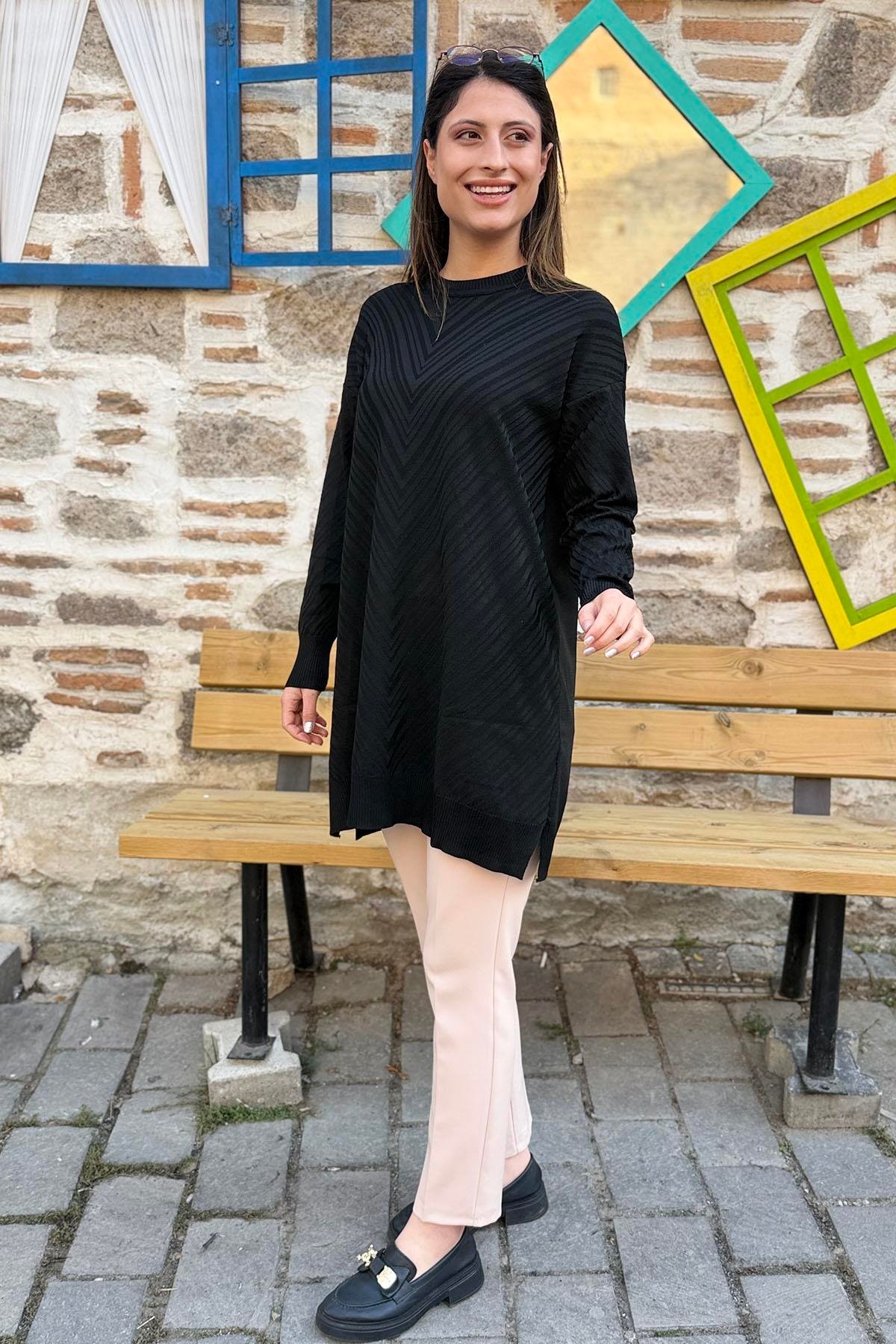 V Desenli Oversize Triko Tunik - Siyah