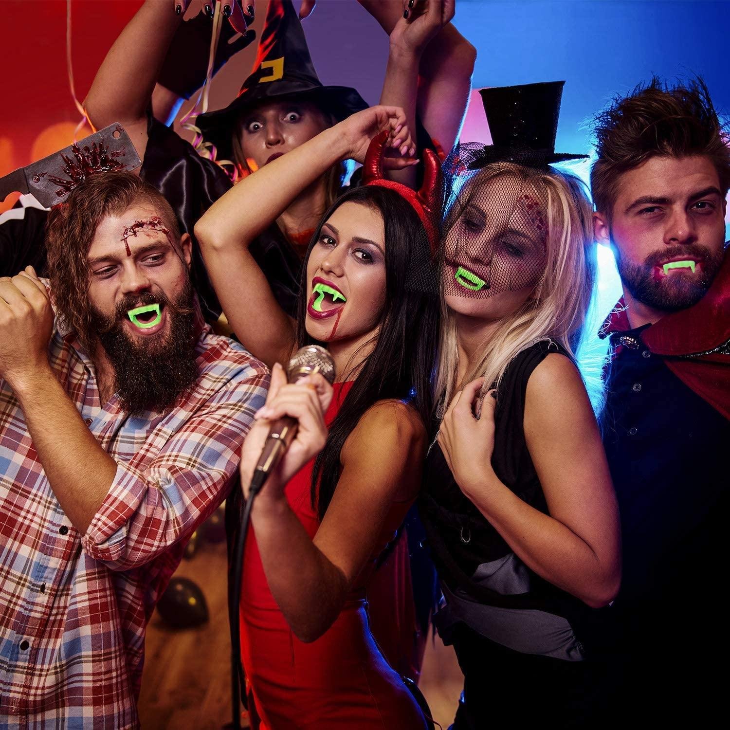 Karanlıkta Parlayan Fosforlu Çift Damak Takma Vampir Dişi Dişler / Tırnaklar Karanlıkta Parlayan Fosforlu Çift Damak Takma Vampir Dişi – Halloween Korku Aksesuarı - KostümPartim®