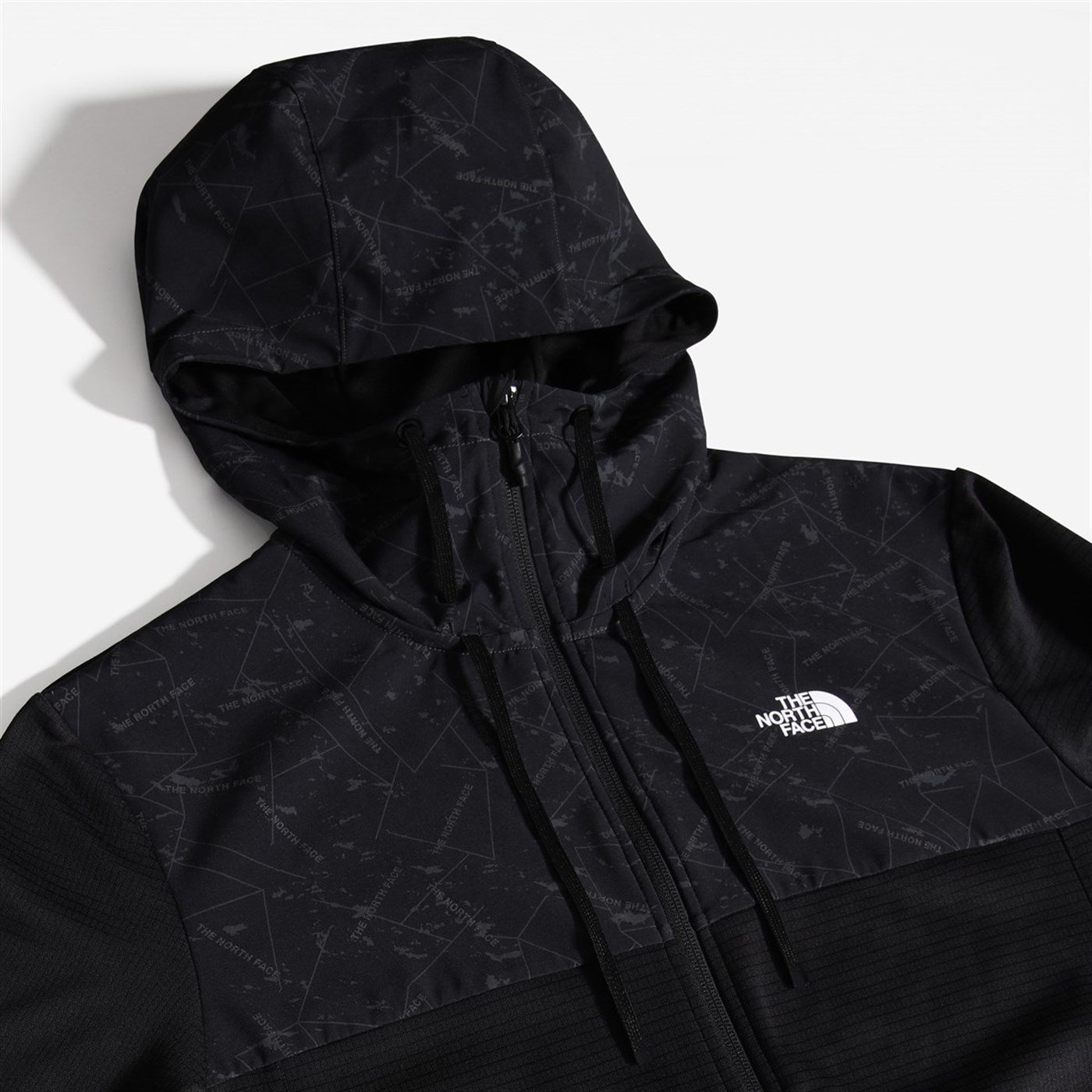 The North Face Train N Logo Overlay Siyah Erkek Mont