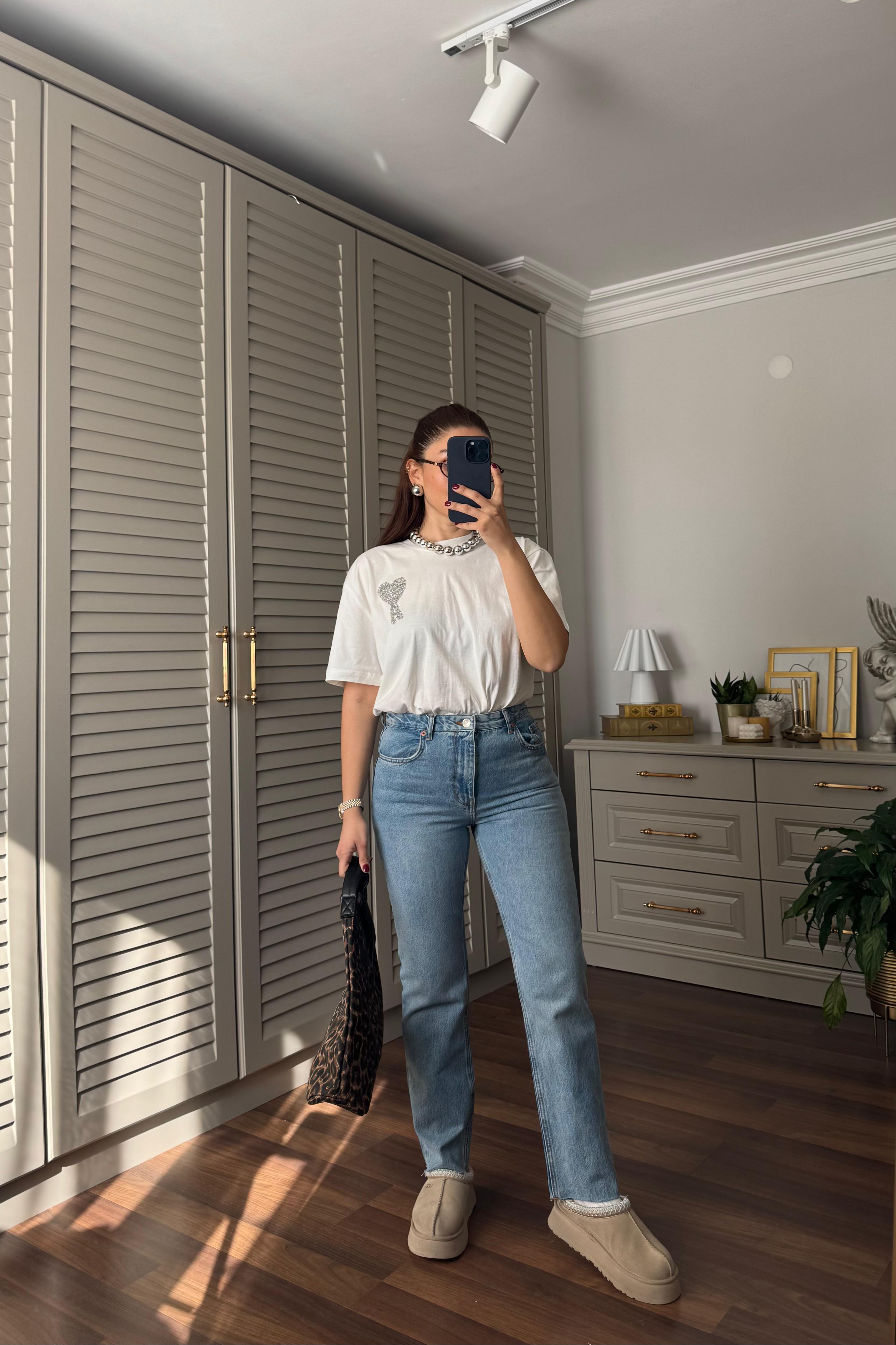 ALEX BORU PAÇA JEAN