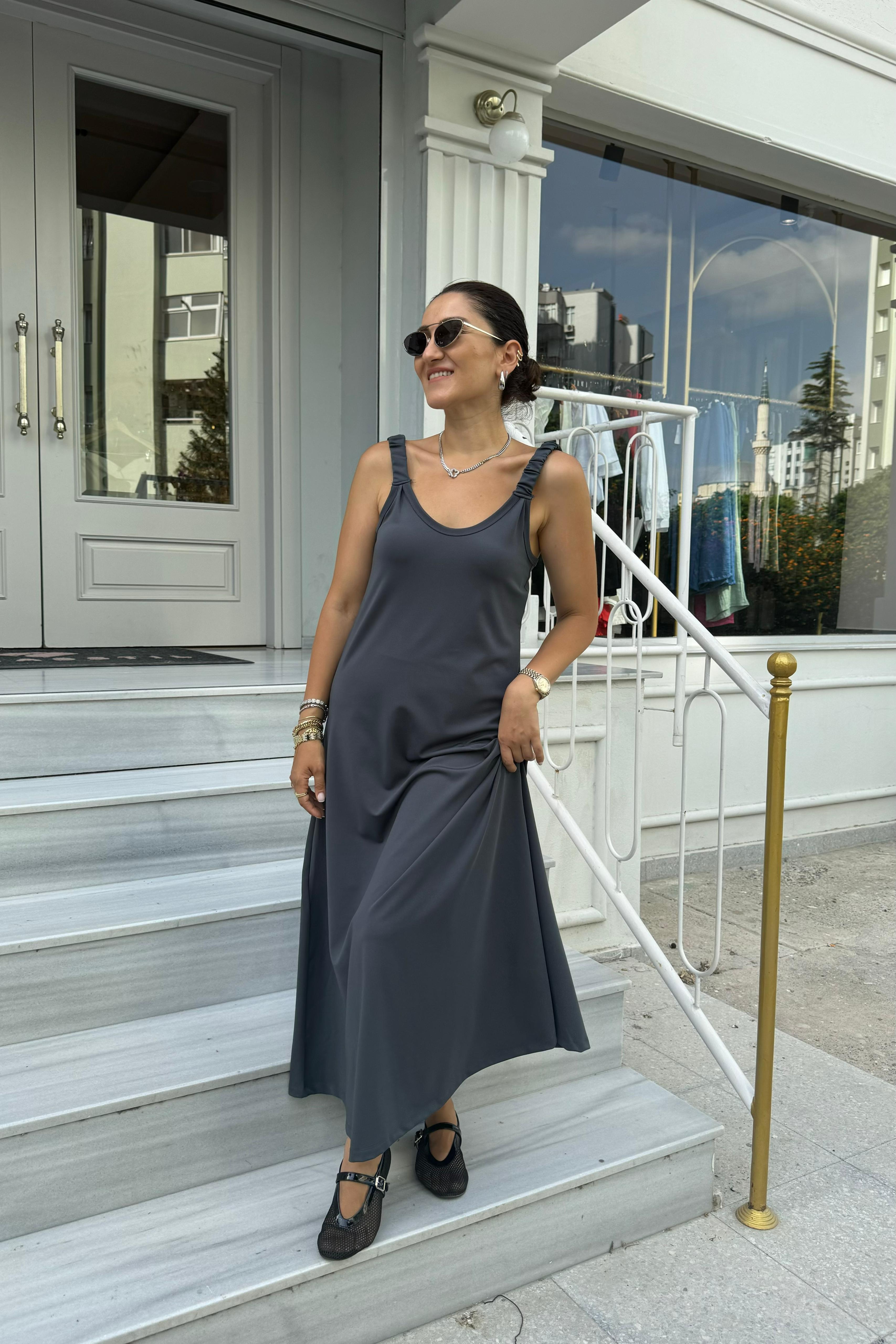ASKILARI BÜZGÜLÜ ÇAN ELBİSE/22098