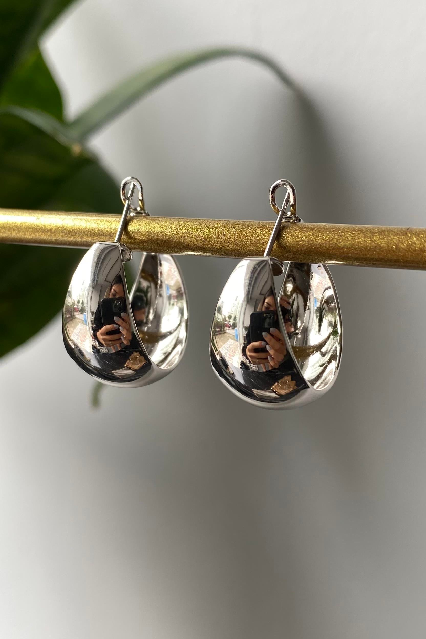 AY MODEL D HALKA KÜPE 2 CM