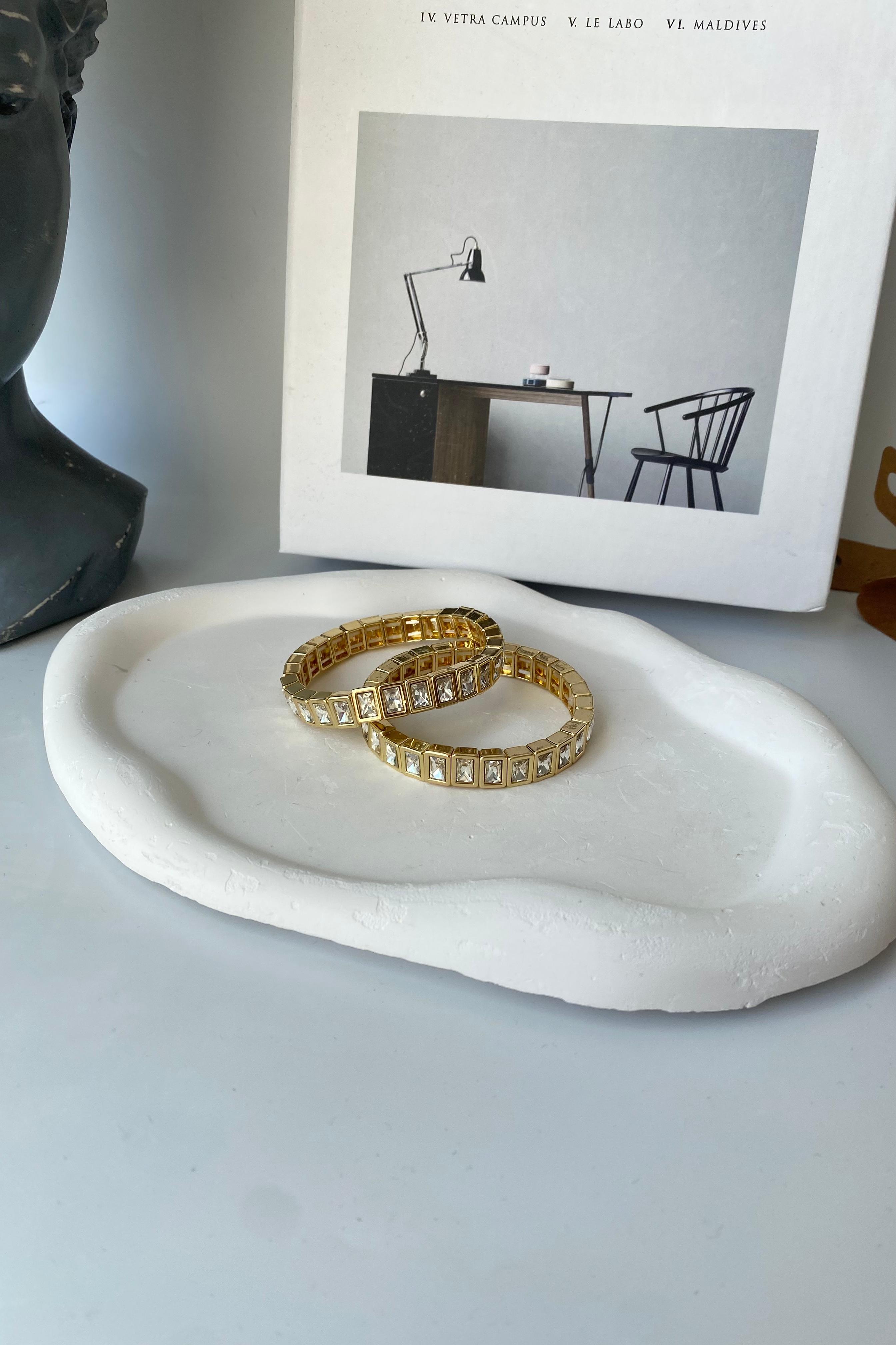 BAGET TAŞLI LASTİKLİ BİLEZİK