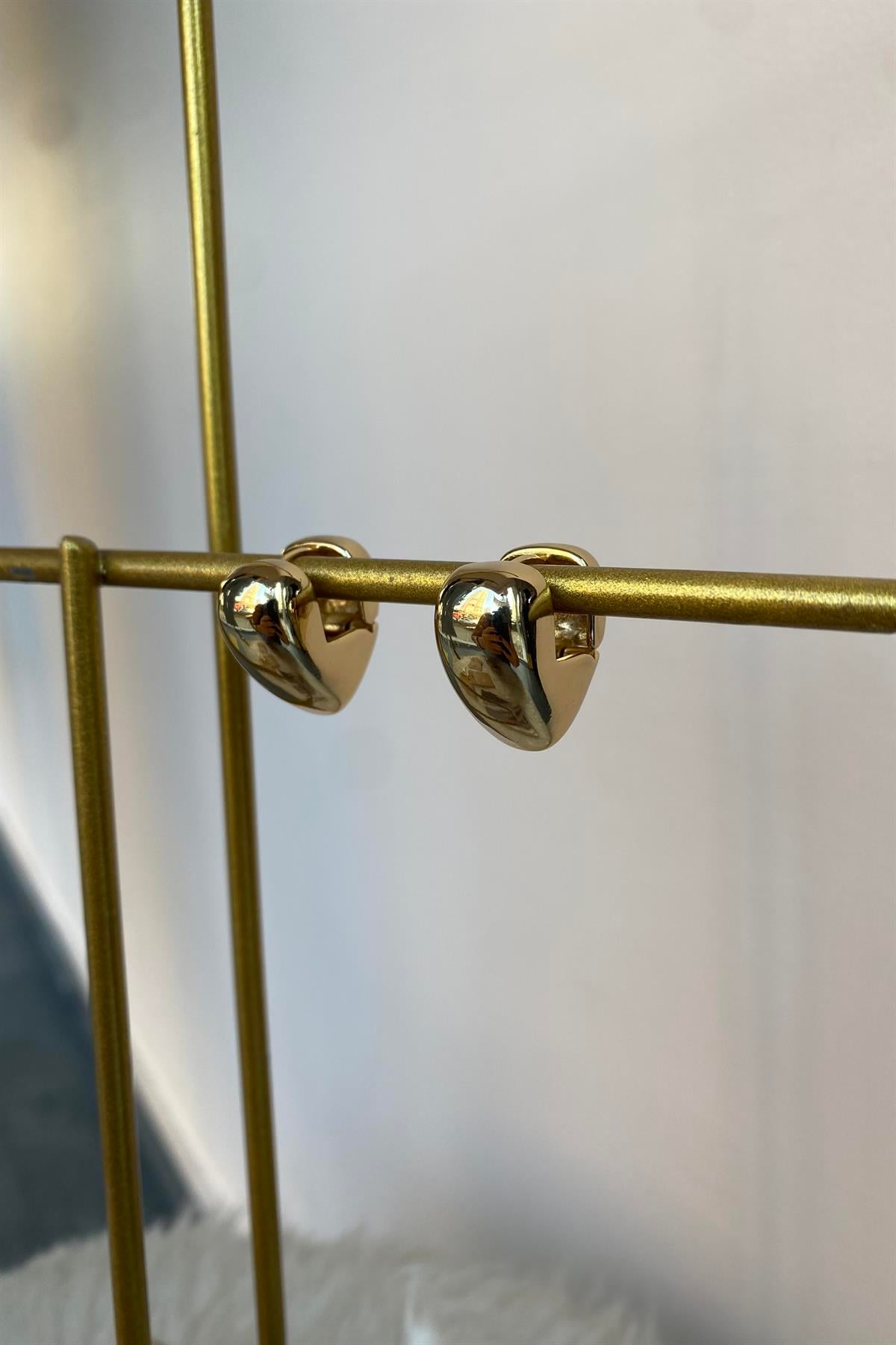 BOMBELİ KALP MODEL KÜPE