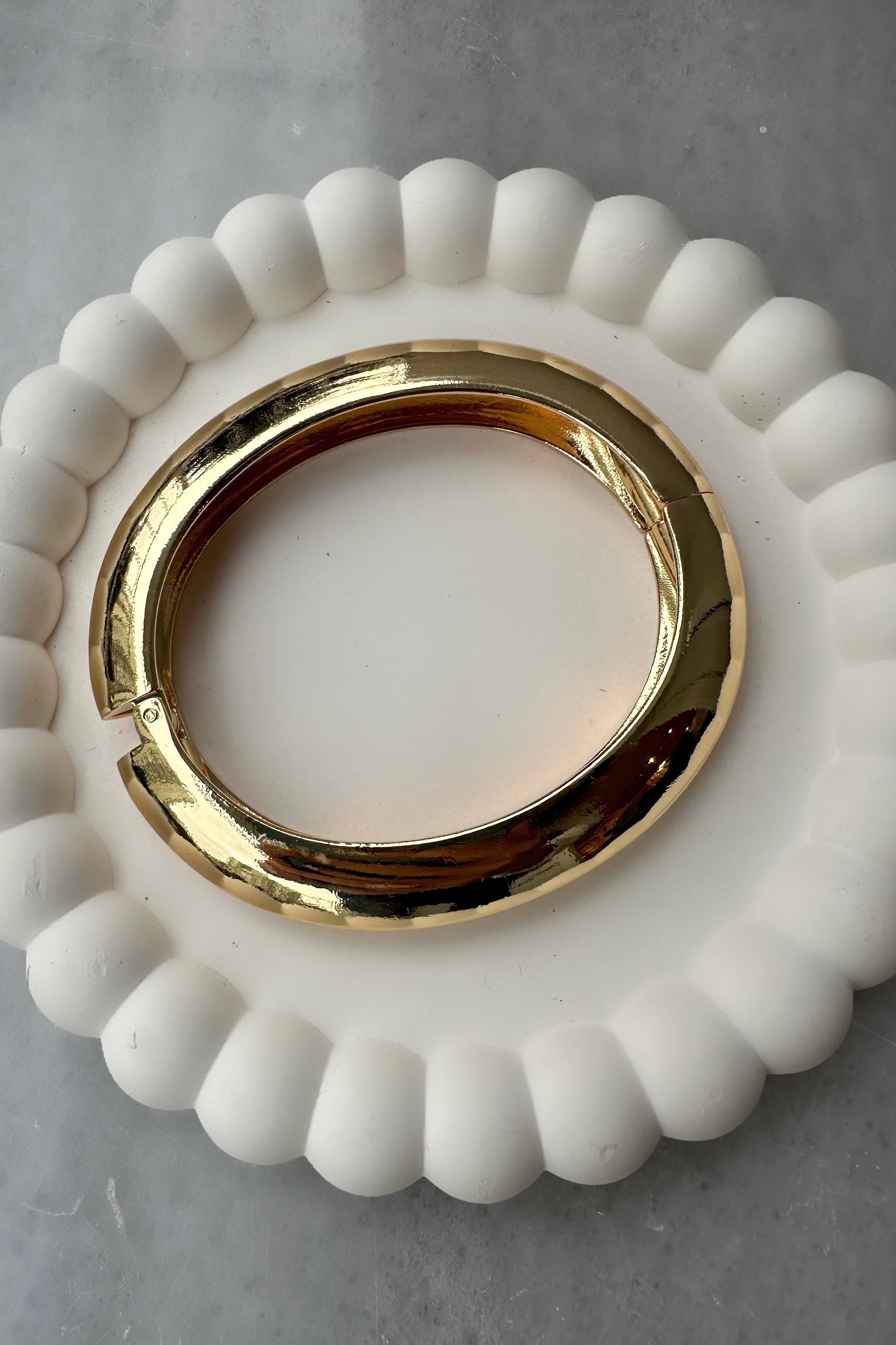 BOMBELİ KELEPÇE BİLEZİK