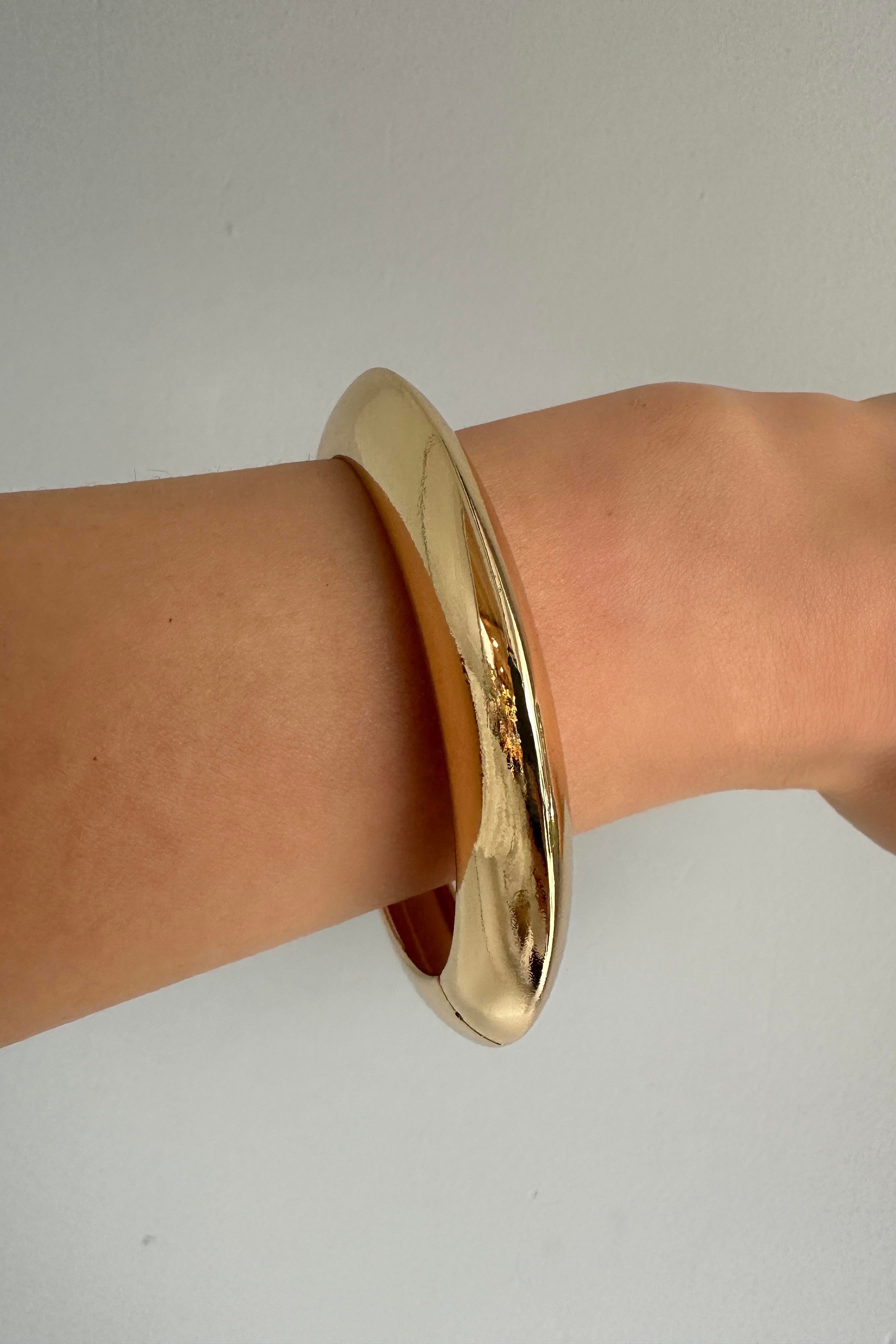 BOMBELİ KELEPÇE BİLEZİK