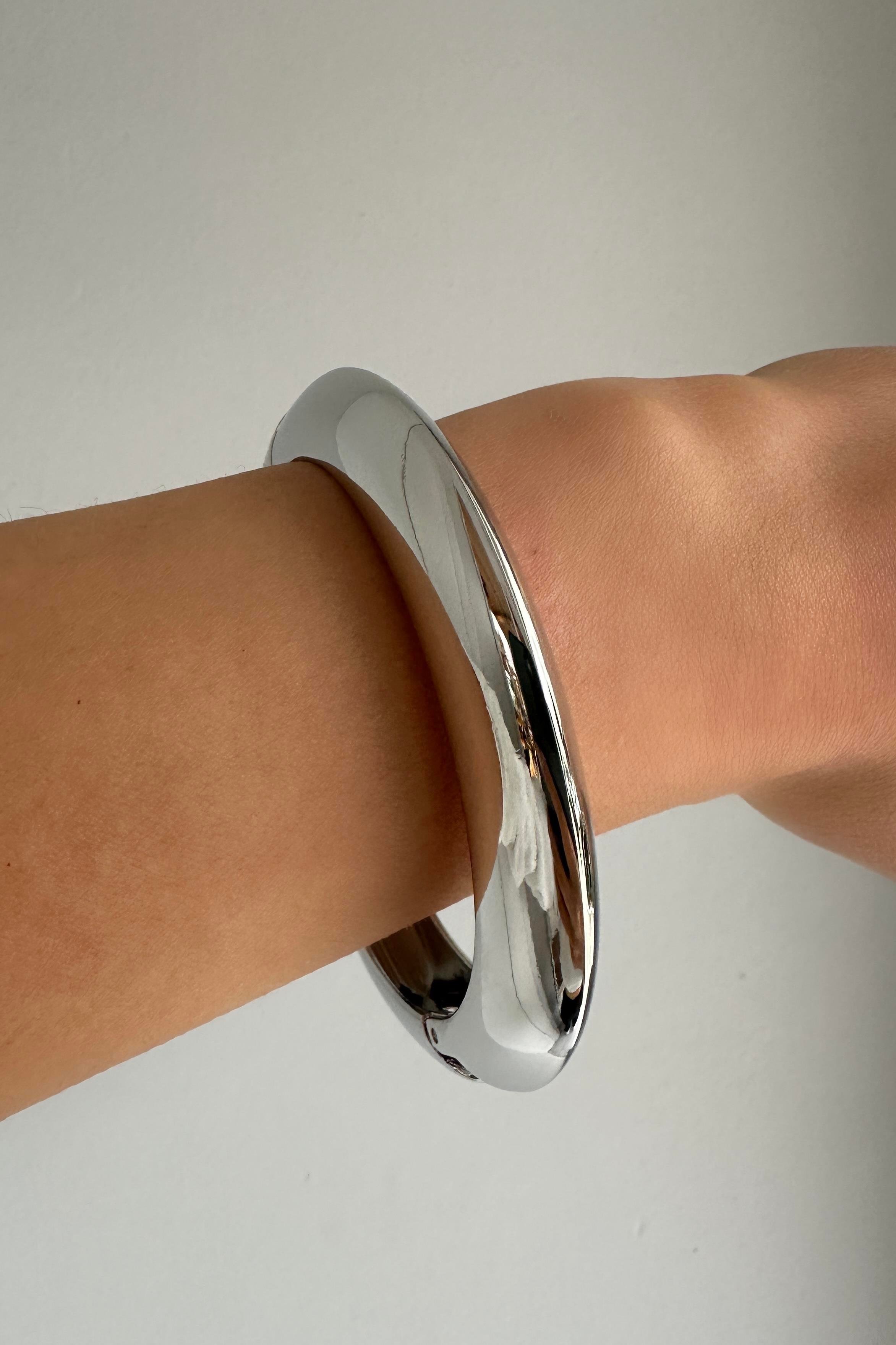 BOMBELİ KELEPÇE BİLEZİK