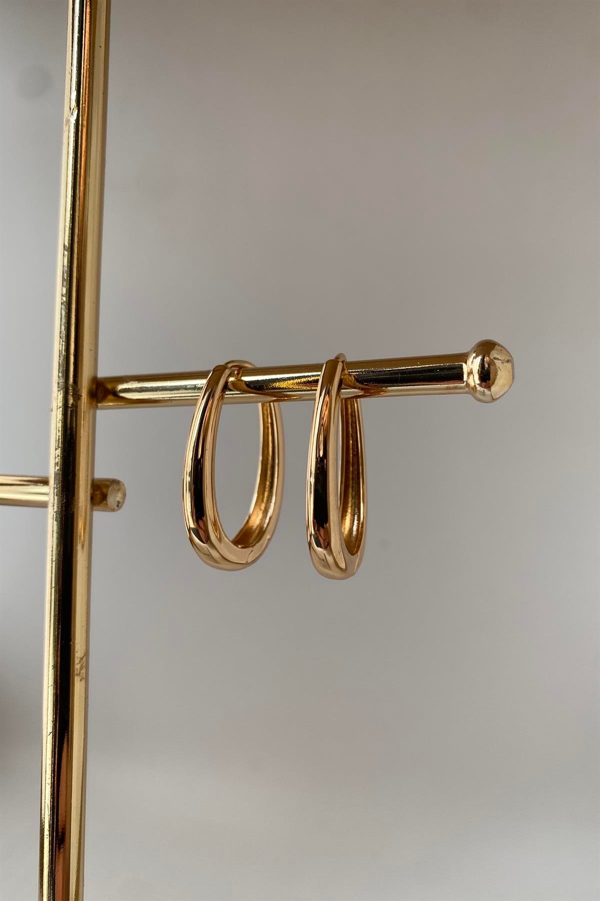 BOMBELİ U MODEL HALKA KÜPE 2,8cm