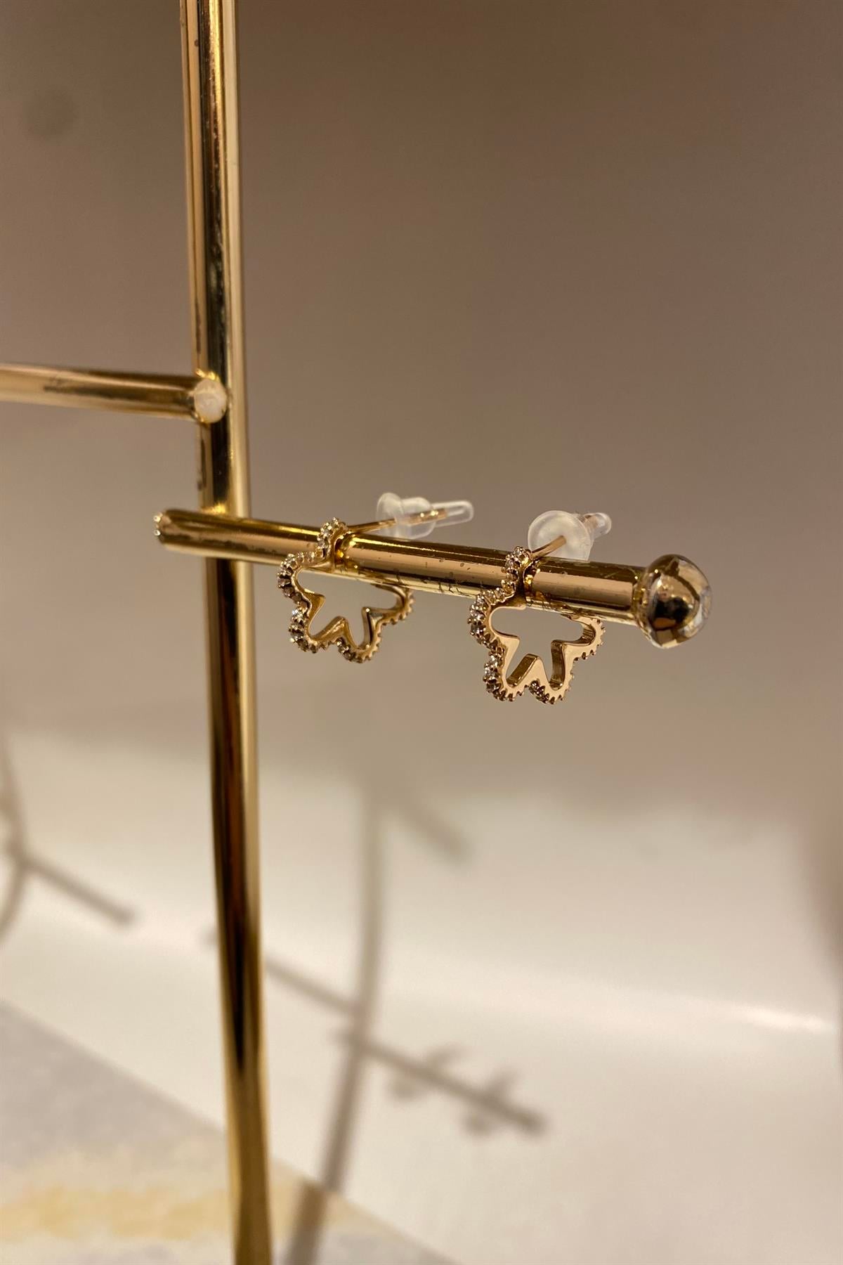 ÇİÇEK MODEL HALKA KÜPE