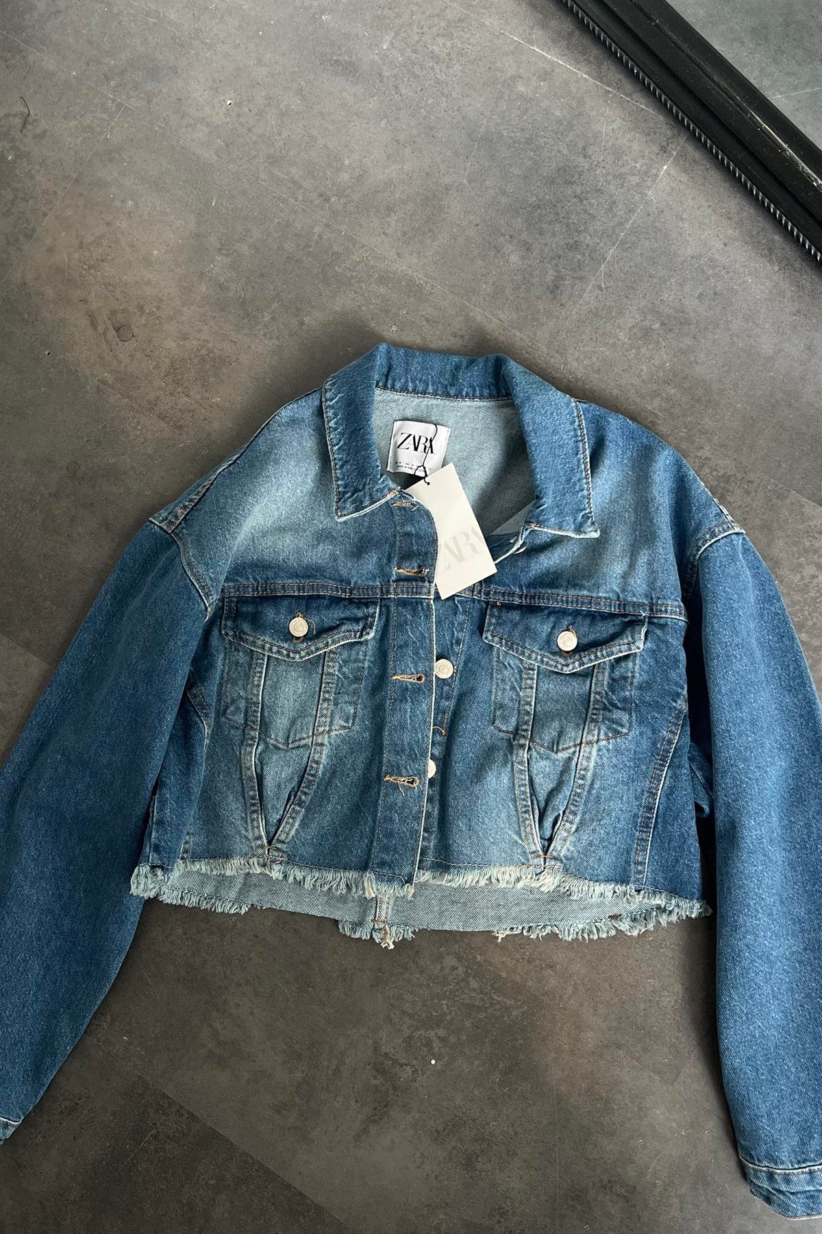 CROP MODEL KOT CEKET/2323
