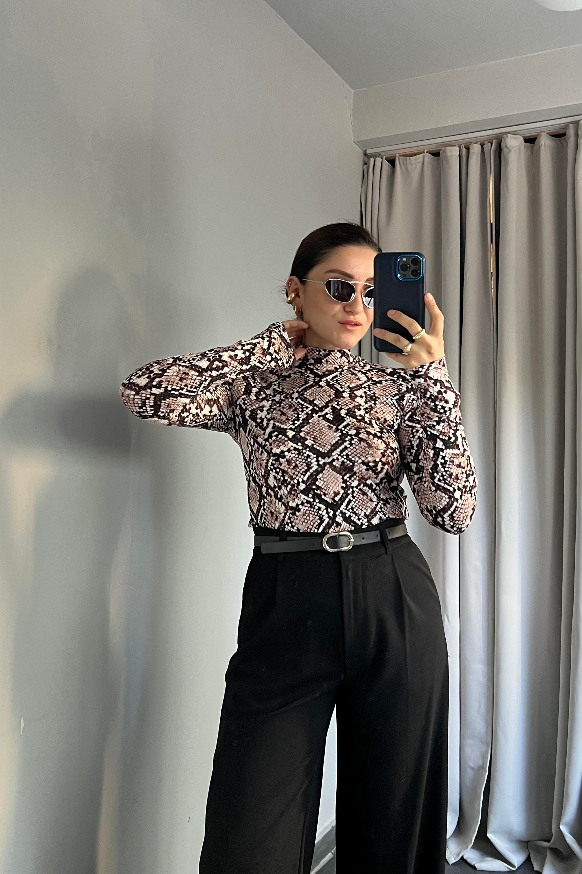 DİK YAKA UZUN KOL BASIC