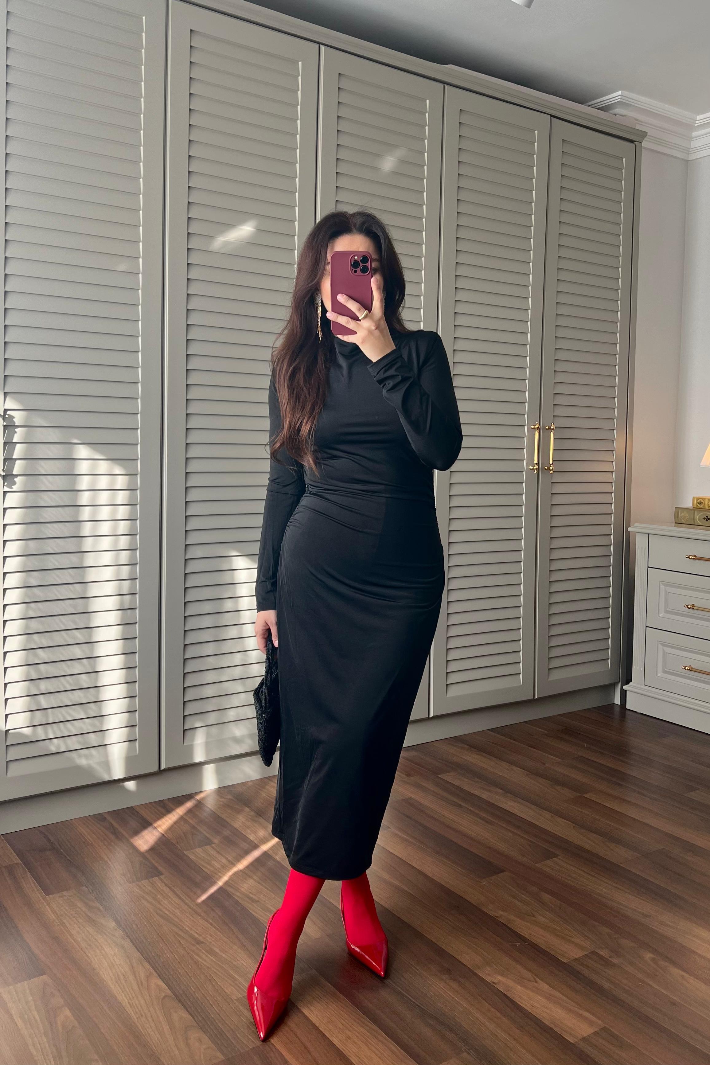 DRAPELİ VATKA KOL MİDİ ELBİSE