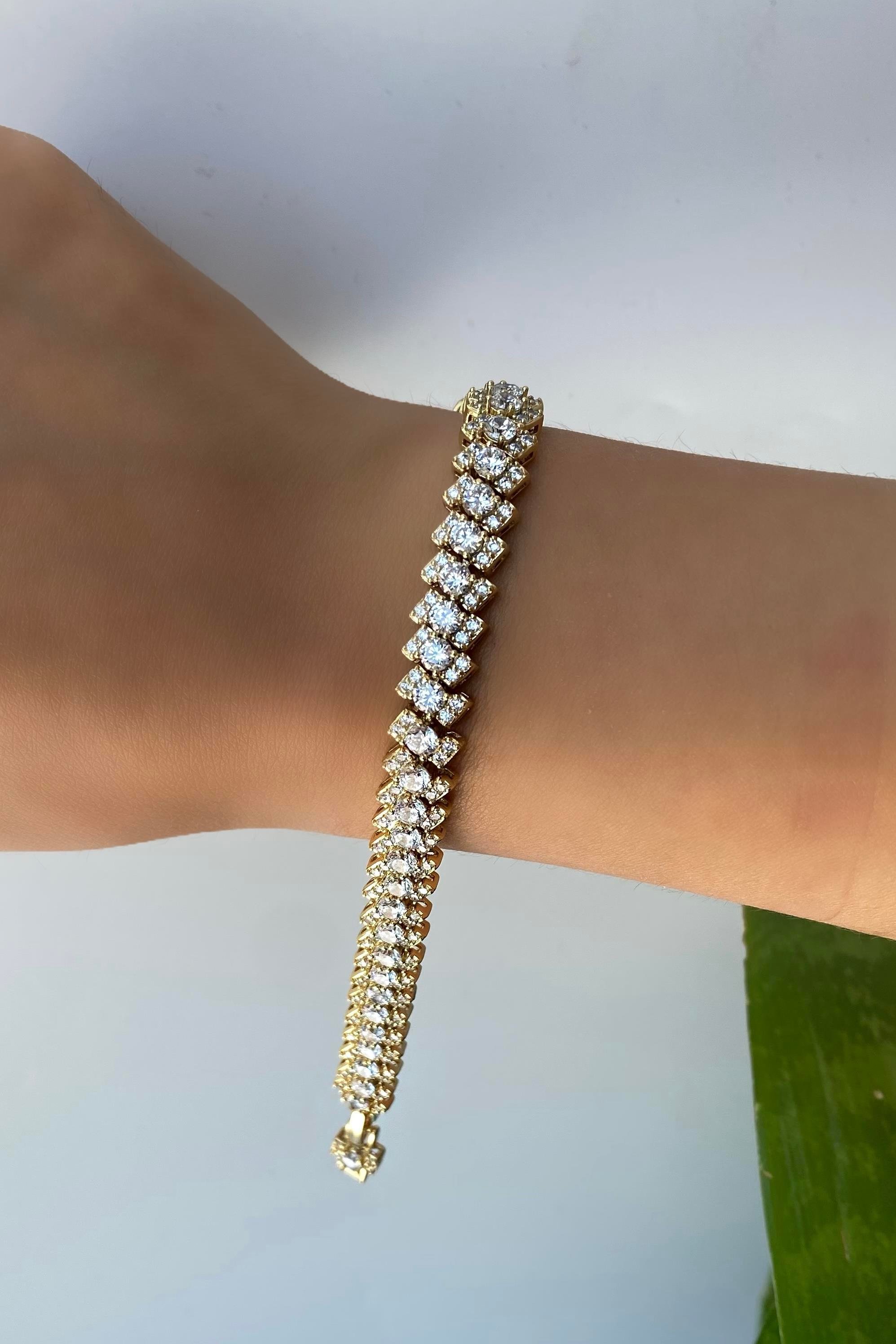 FİYONK TAŞLI BİLEZİK