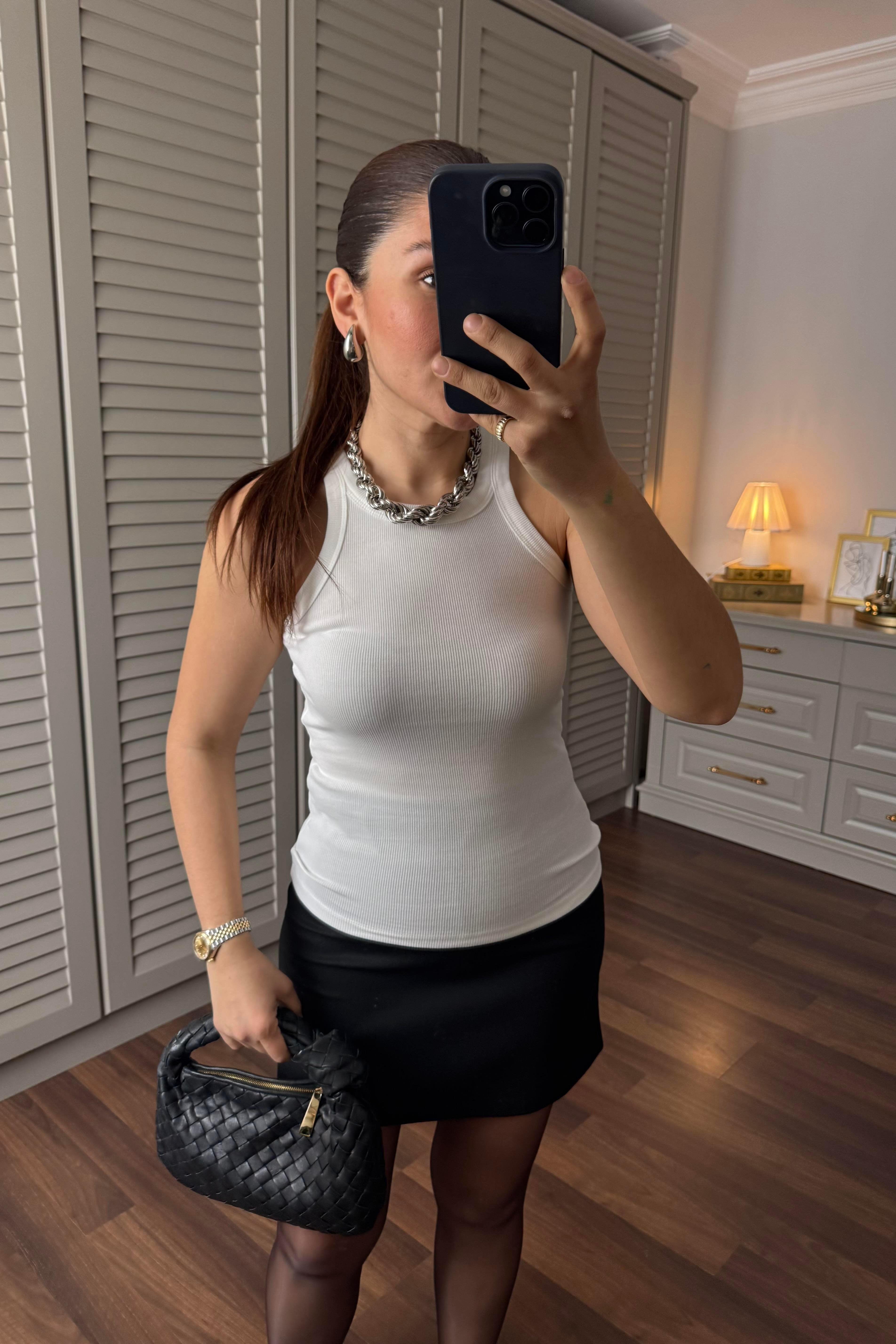 GENİŞ BİYELİ HALTER YAKA ATLET /3861