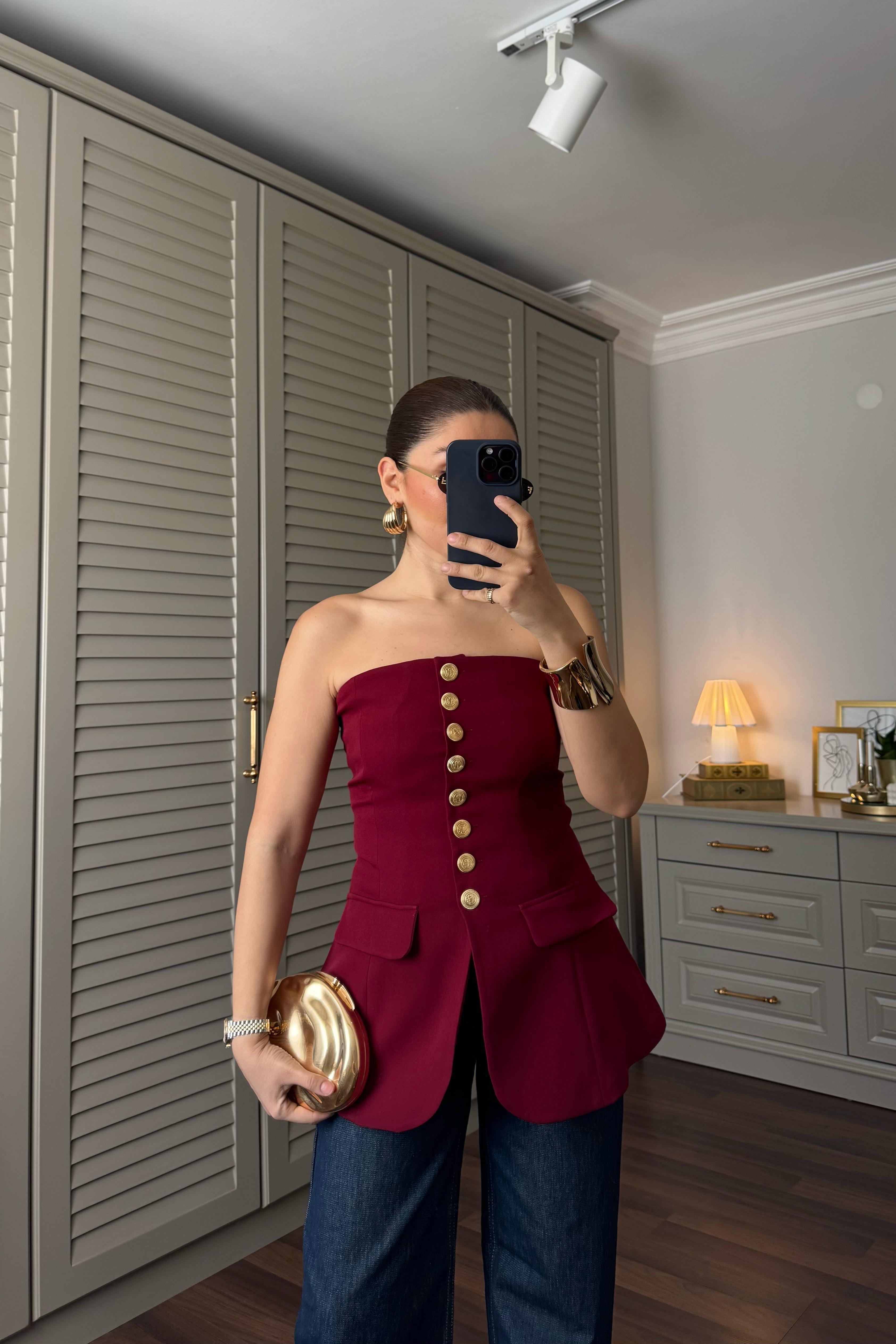 GOLD DÜĞMELİ STRAPLEZ YELEK