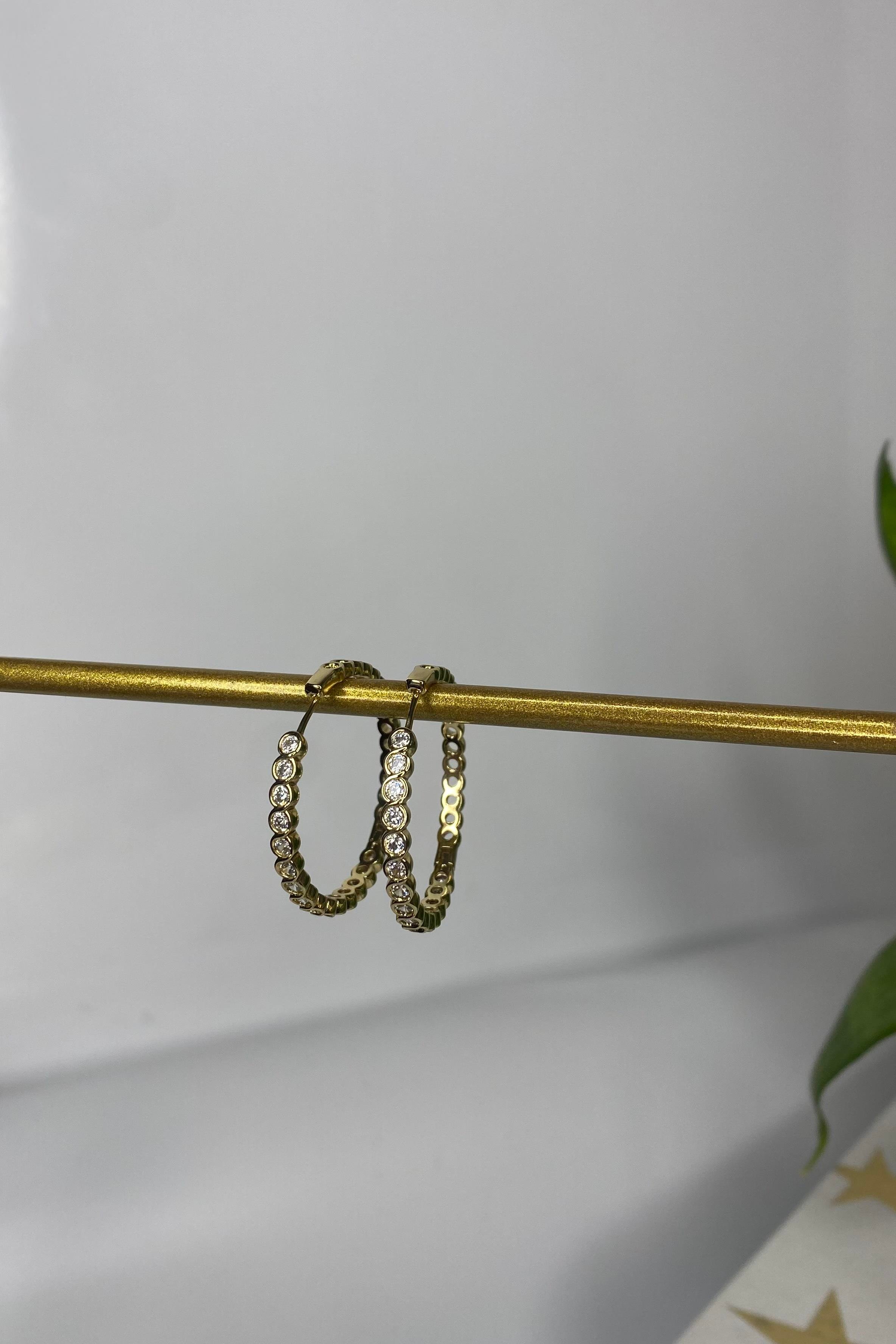 GÖMME TAŞLI HALKA KÜPE 3 CM
